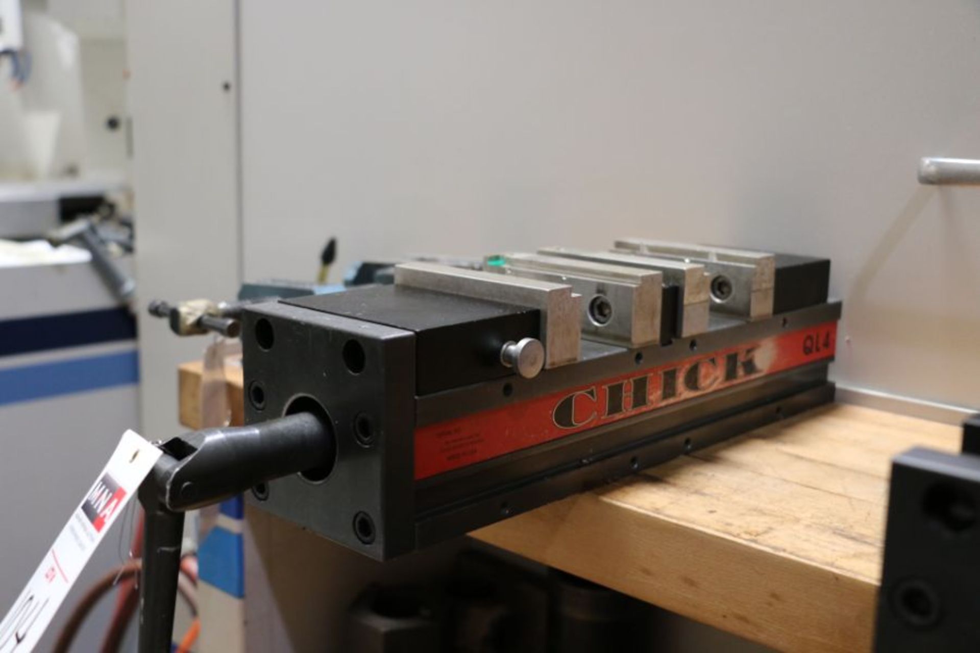 Chick QL4 Double Lock Vise - Image 3 of 5