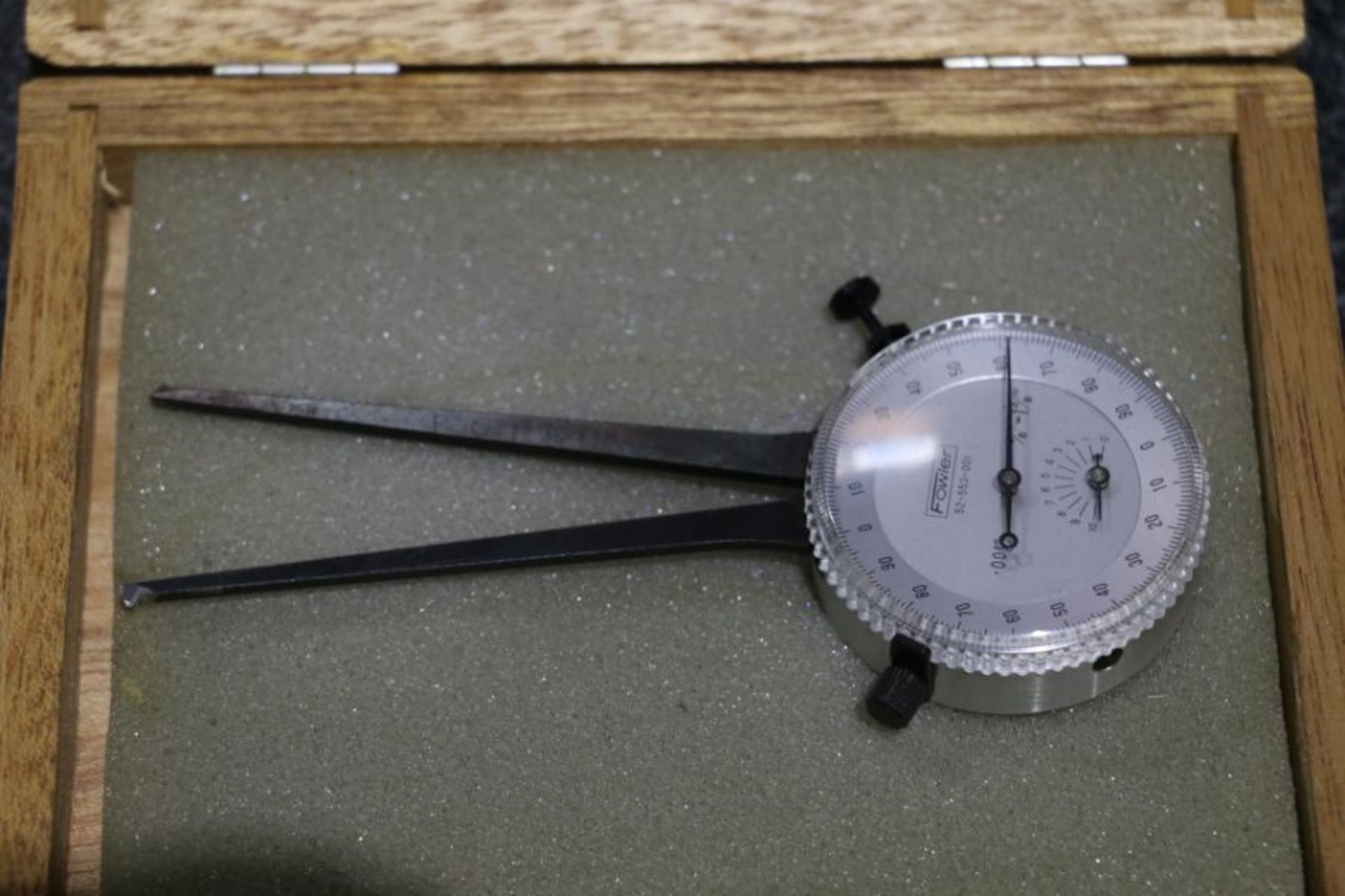 Fowler 0.375" - 1.375" Dial Caliper