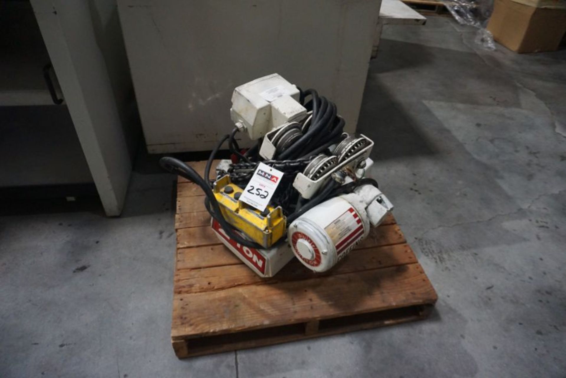 Coffing 2 Ton Electric Hoist