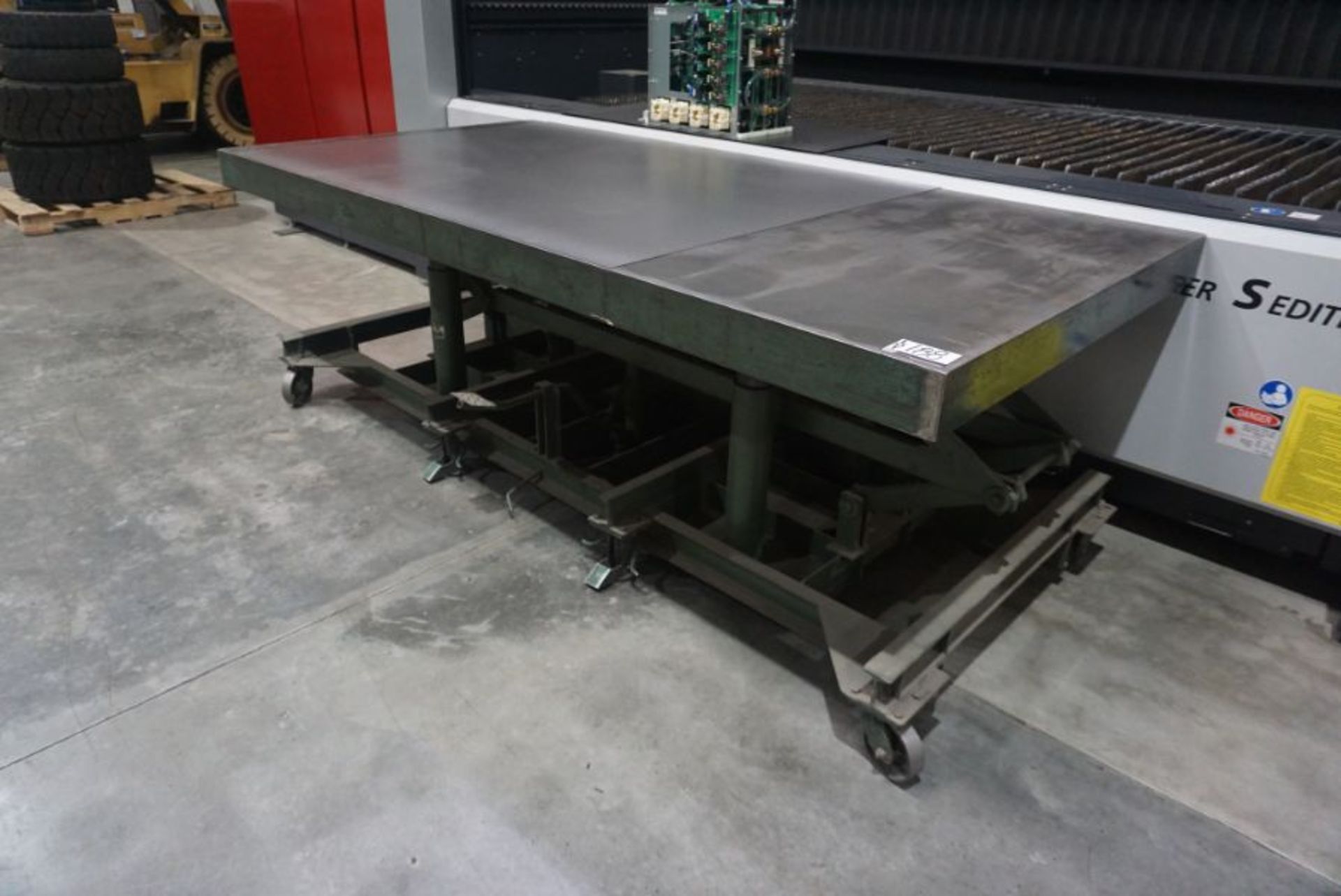 Lexco 48" x 96" Hydraulic Sheet Metal Table 2,000 Lbs. Cap. - Image 3 of 3