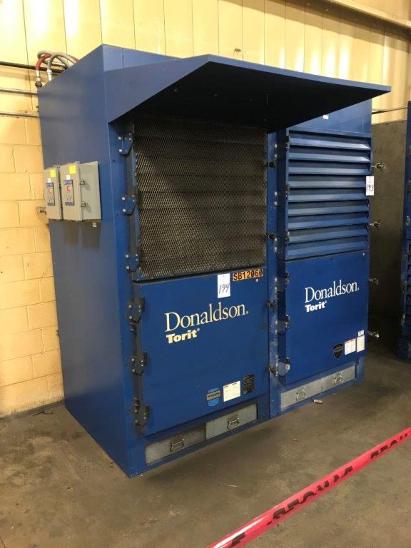 Donaldson Torit DWS6, Down Flo Work Station Dust Collection System, New 2016