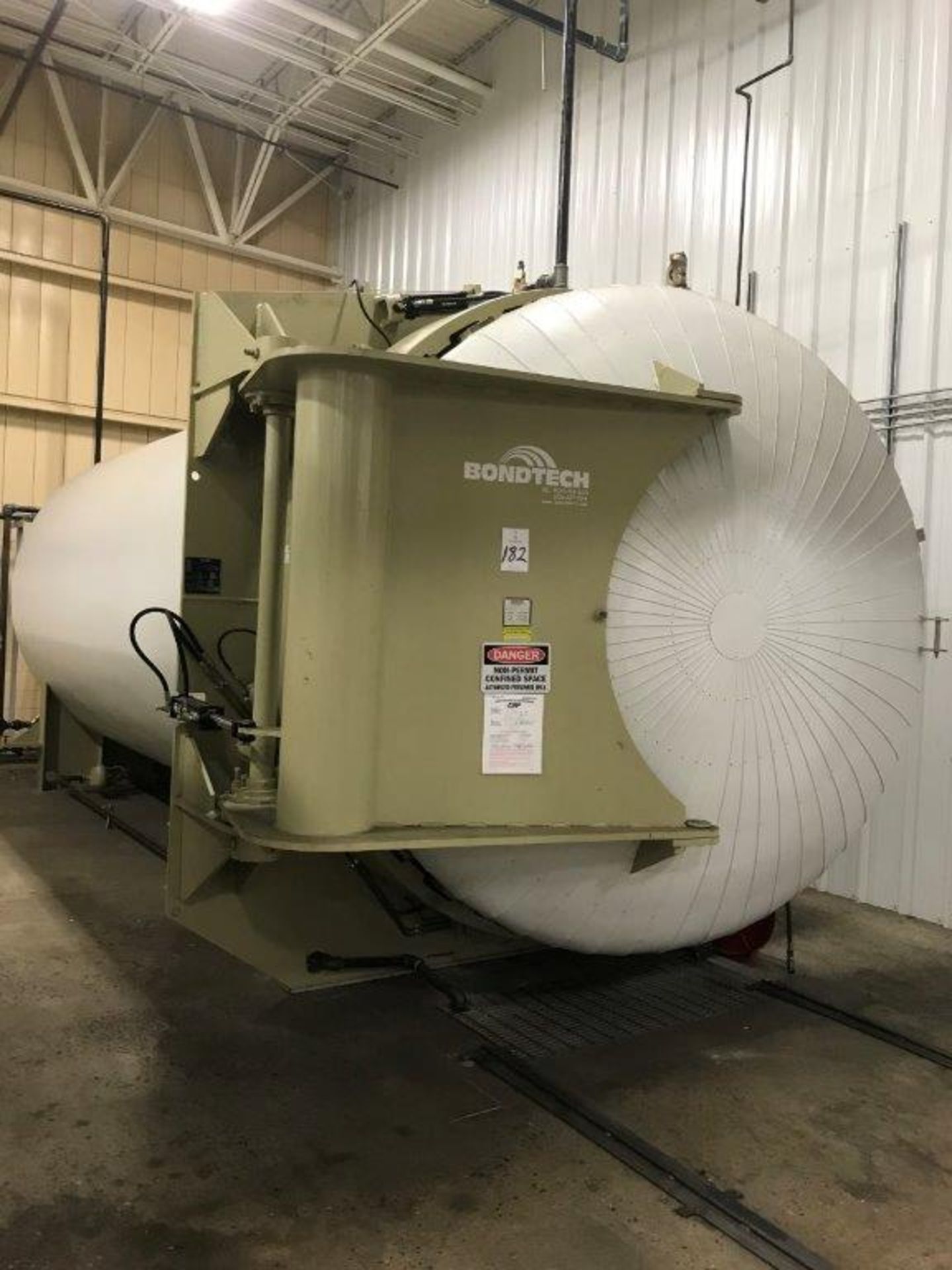 Bond Tech 15562, 9' x 20' L Autoclave S/N: 15562-111517-1, 2017, with 1200 psi Hyd. Max, 150 psi Air
