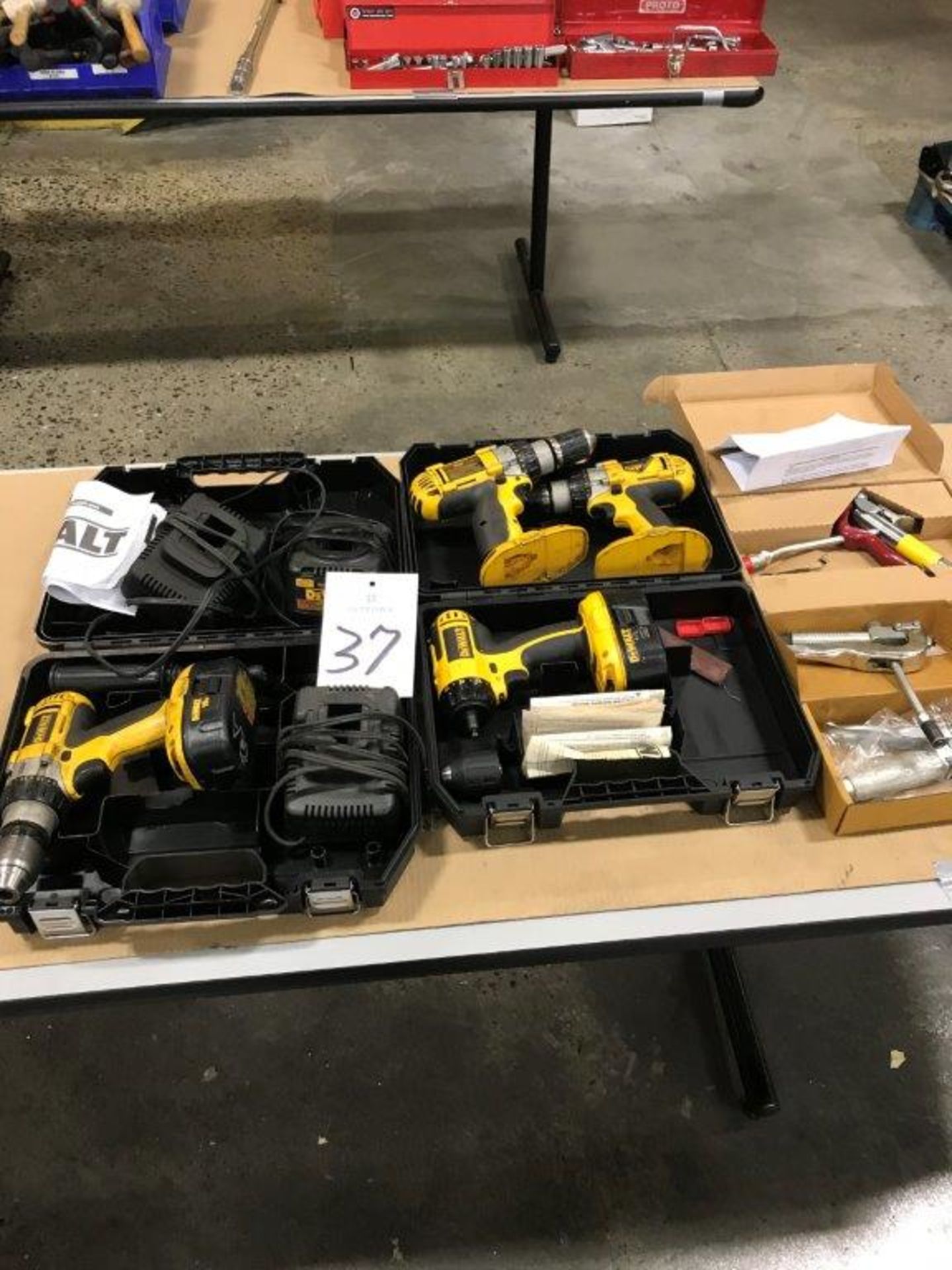 DeWalt Assorted Cordless 18 Volt Drills with (2) High Pressure Control Valves