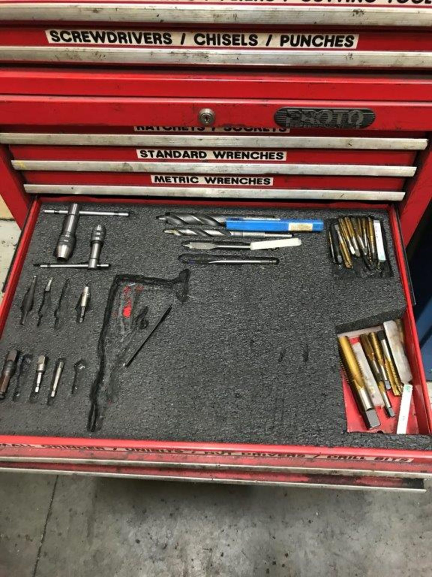 Proto (11) Drawer Mobile Tool Chest with Content of Assorted Hand Tools - Image 4 of 5
