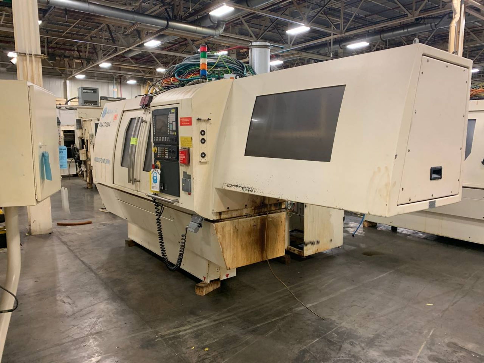 2004 Junker Quickpoint 3000/50 CNC Cylindrical Grinding Machine - Image 2 of 3