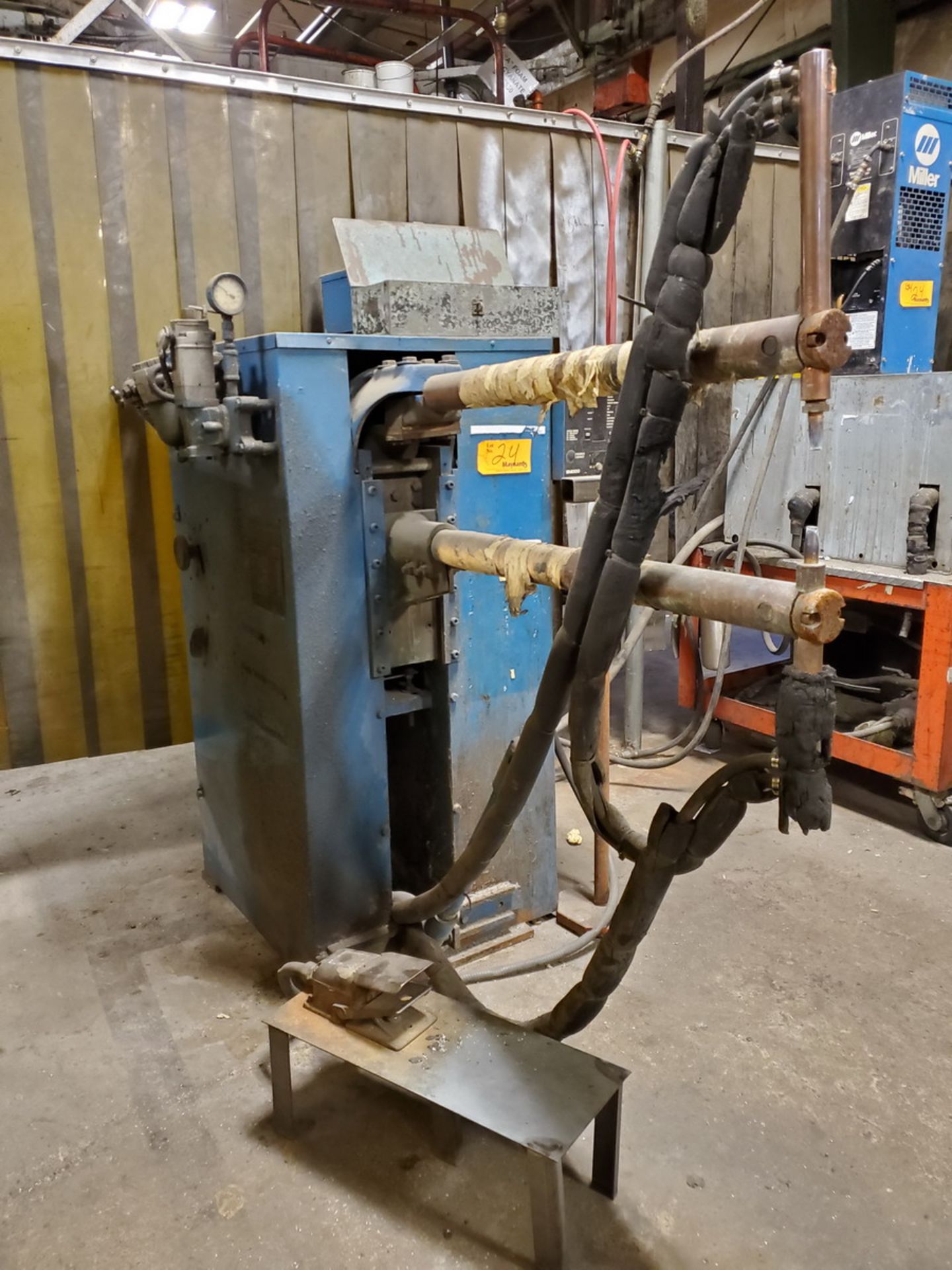 Taylor Winfield Spot Welder