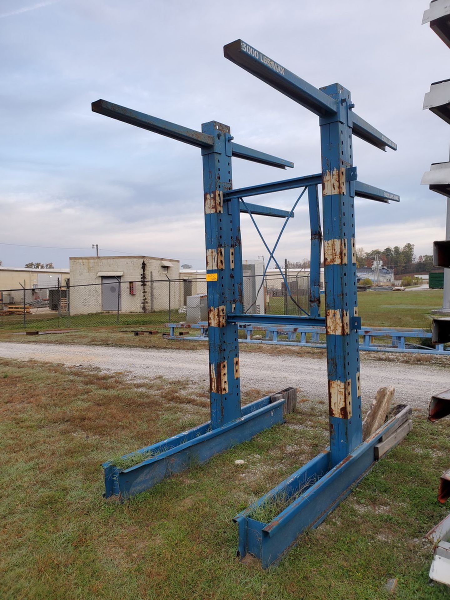 Heavy Duty Double-Sided Cantilever Rack