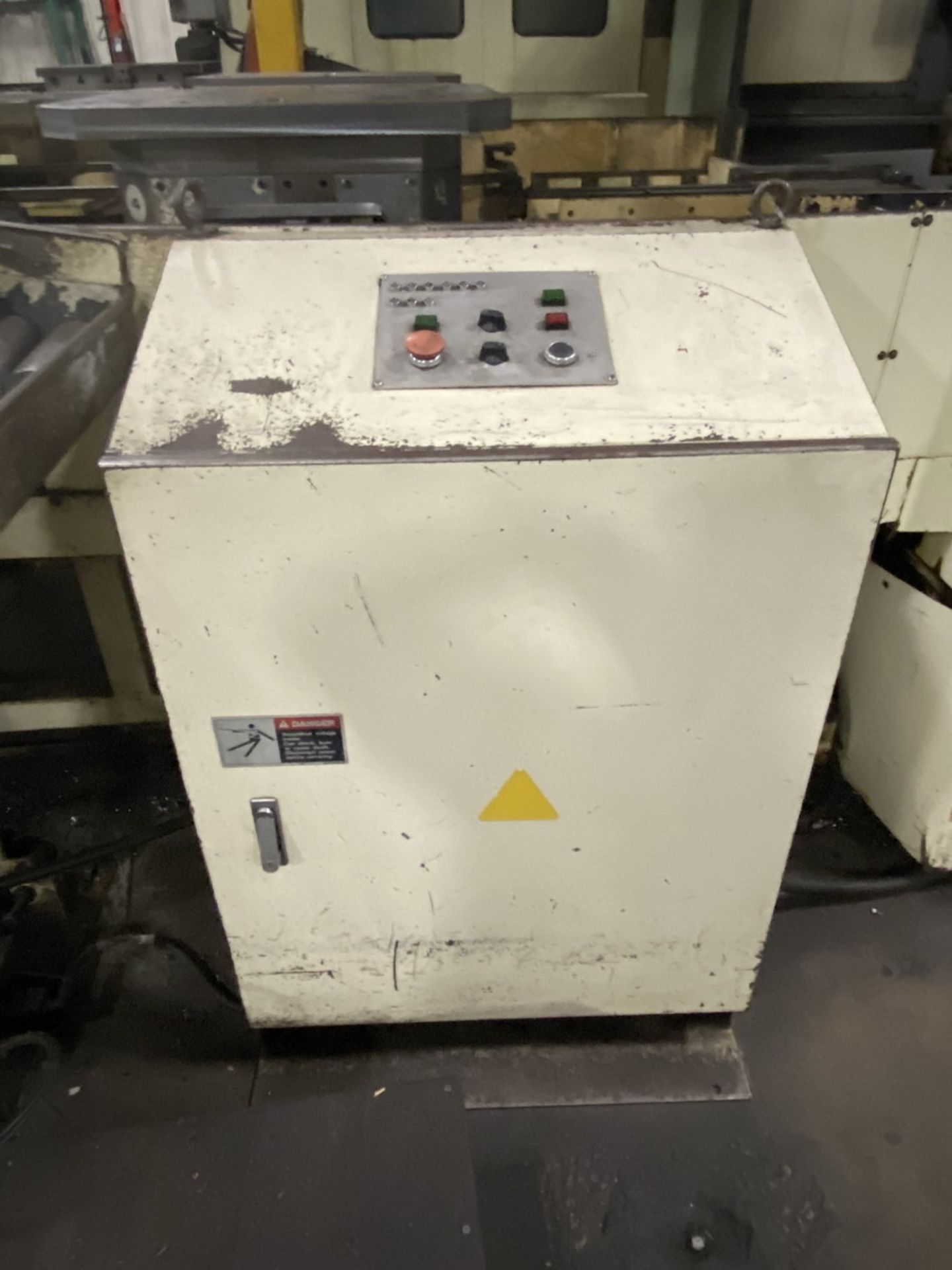 Niigata HN50C CNC Horizontal Machining Center - Image 10 of 19