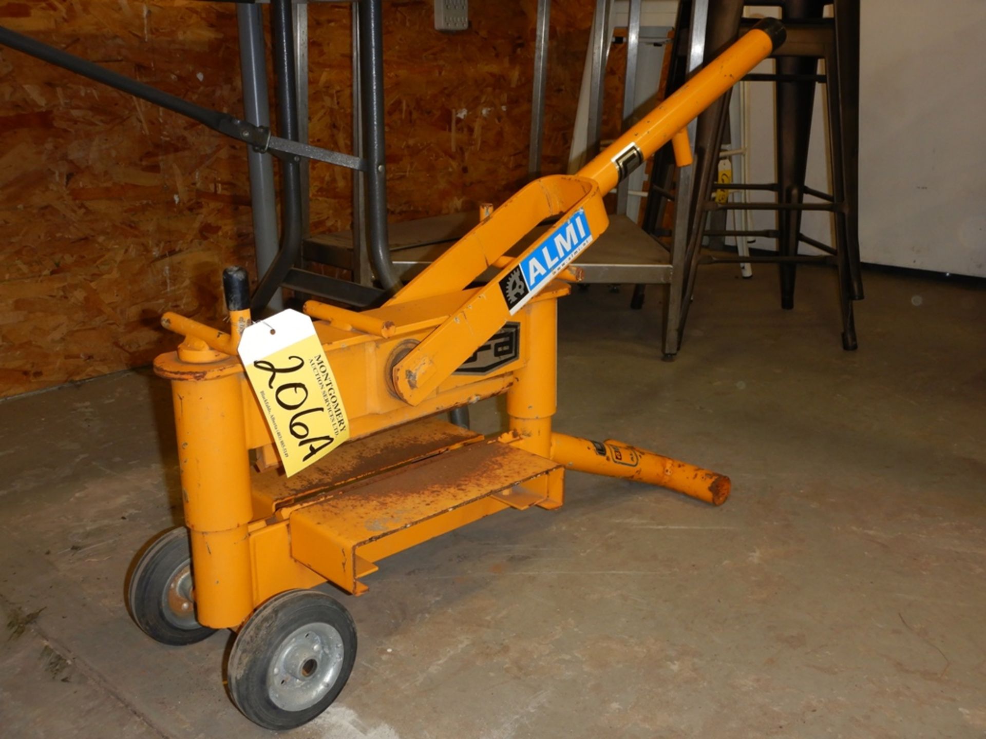 ALMI AL33L PORTABLE 12" BRICK CUTTING SHEAR