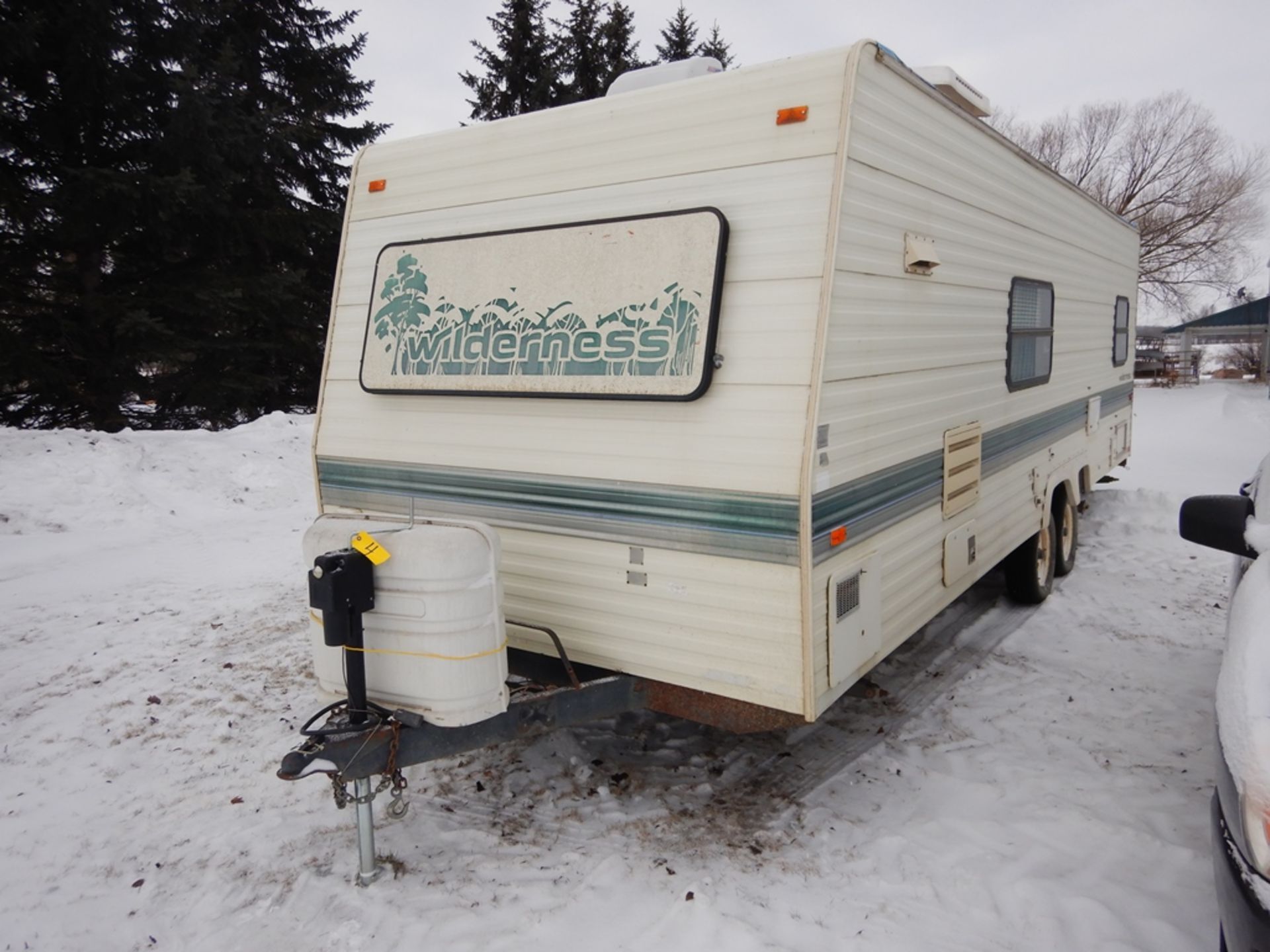 1994 WILDERNESS 26T T/A RECREATIONAL TRAILER, 26FT A/C, FRIDGE, STOVE, MICROWAVE, BUILT-IN SOUND