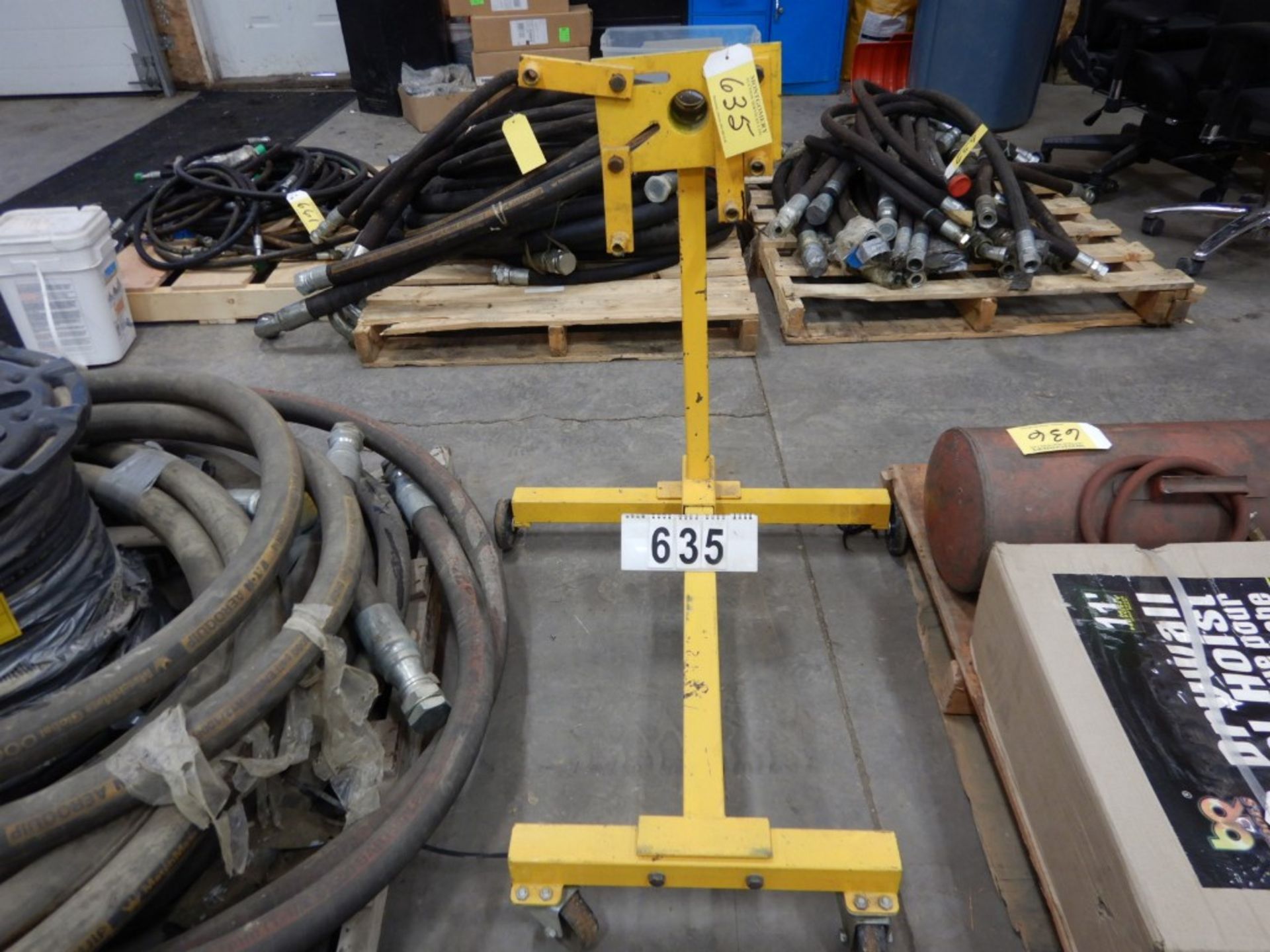 ENGINE STAND 1000LB CAPACITY