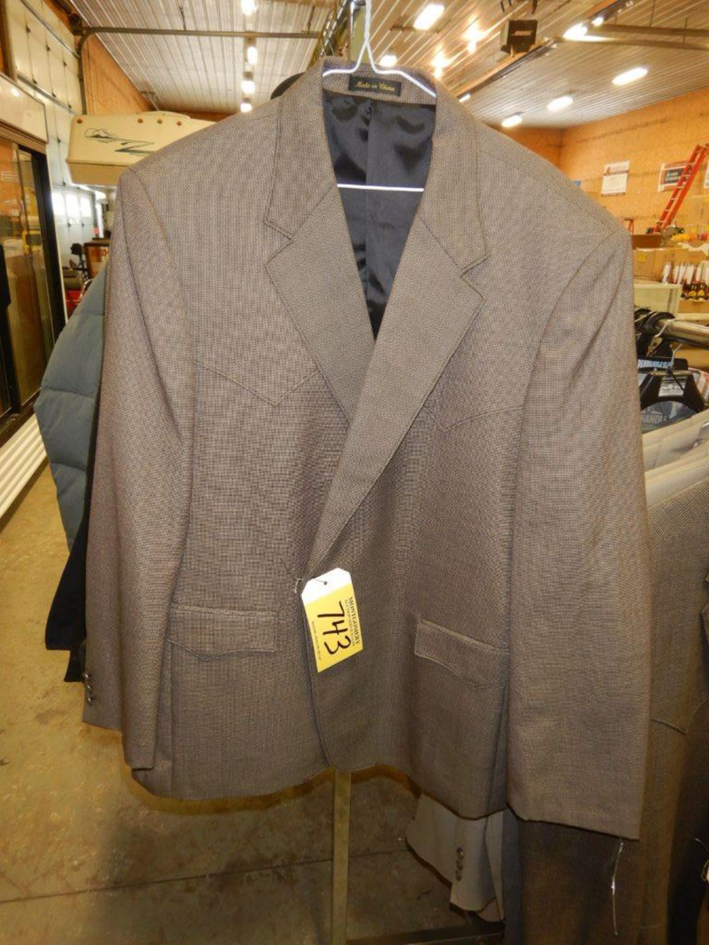 3-CIRCLE S WOOL WESTERN SUIT JACKETS, SIZE 50R - Image 2 of 3