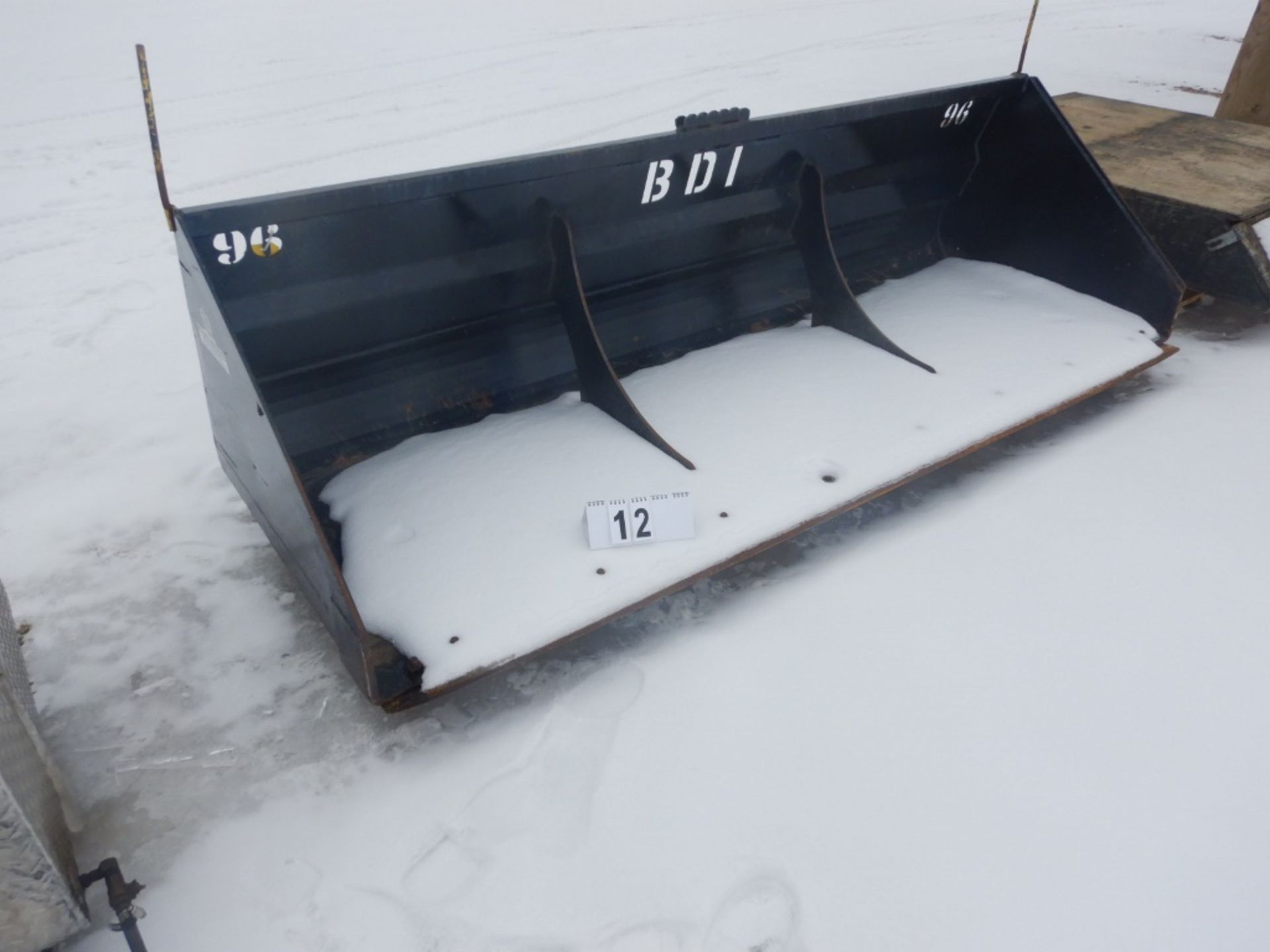 SNOW BUCKET TO FIT SKID STEER - 74"X19.2 CU FT, S/N 810917