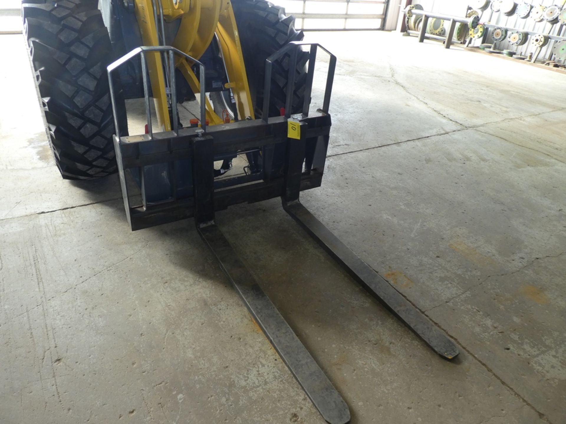 PALLET FORKS TO FIT GEHL AL650 WHEEL LOADER - Image 2 of 4