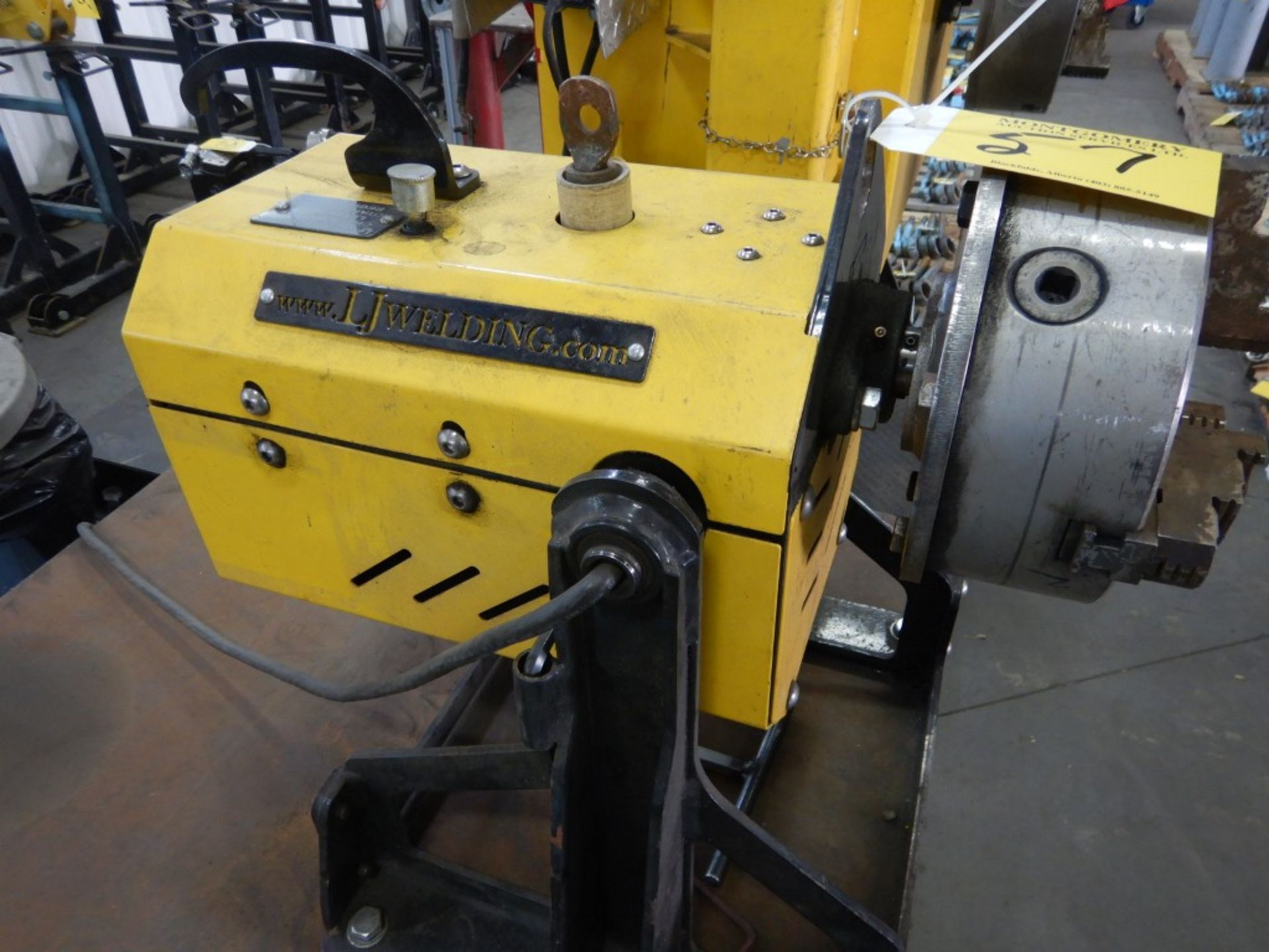 LJ WELDING 300 LB BENCH TOP POWERED TILT WELD POSITIONER MODEL 08P-200 S/N 0542013 W/FOOT - Image 2 of 6