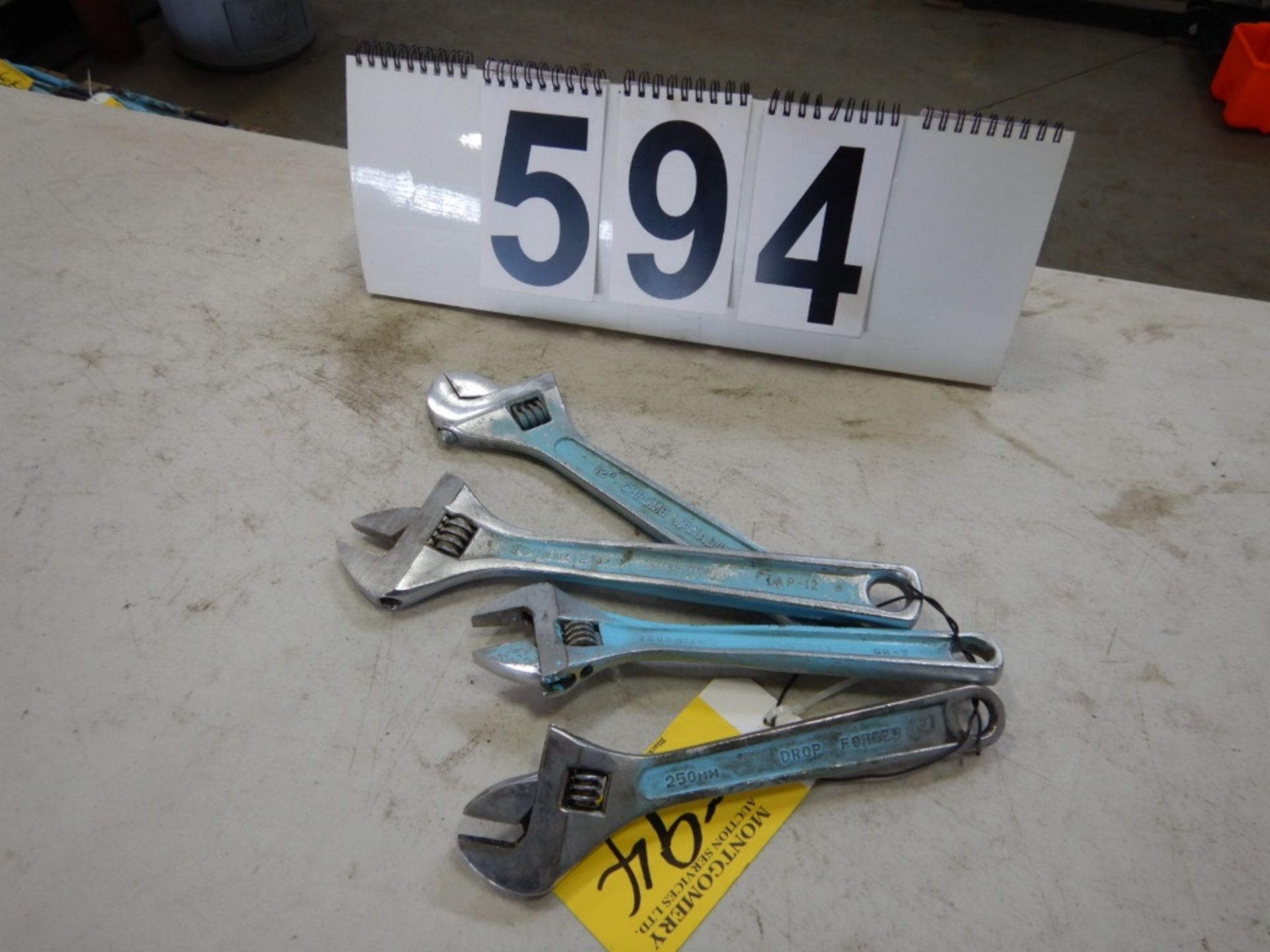 L/O ASSORTED CRESCENT WRENCHES