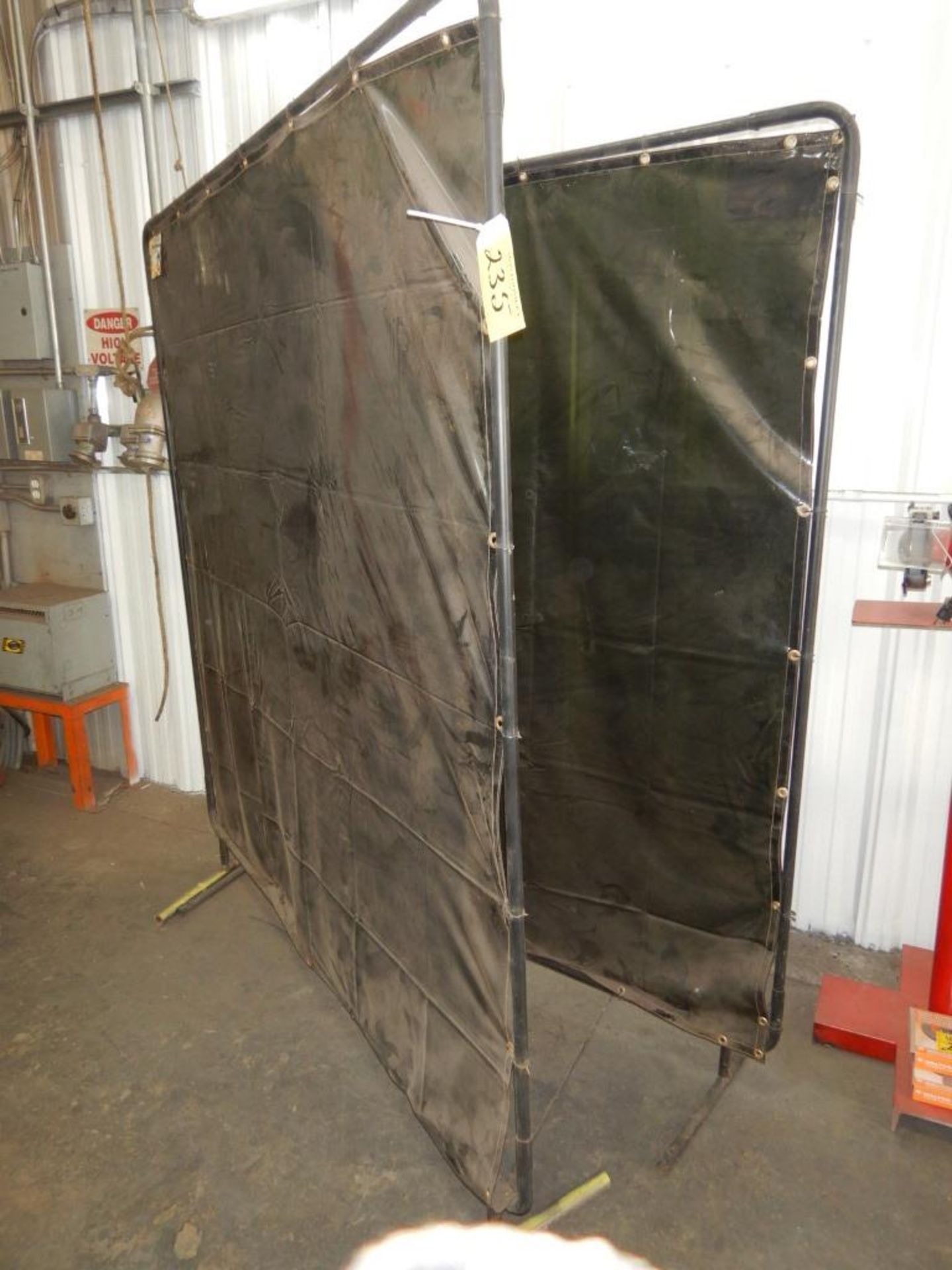2-TILMAN 6X6 WELDING CURTAINS AND FRAMES - Image 2 of 3