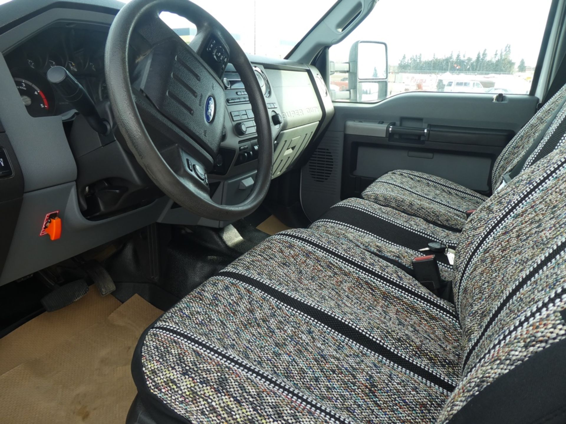 2015 FORD F350 XLT DUALLY 4X4 P/S DIESEL CREW CAB, W/10 FT STEEL/WOOD SERVICE DECK, 2-SIDE MT. - Image 8 of 11