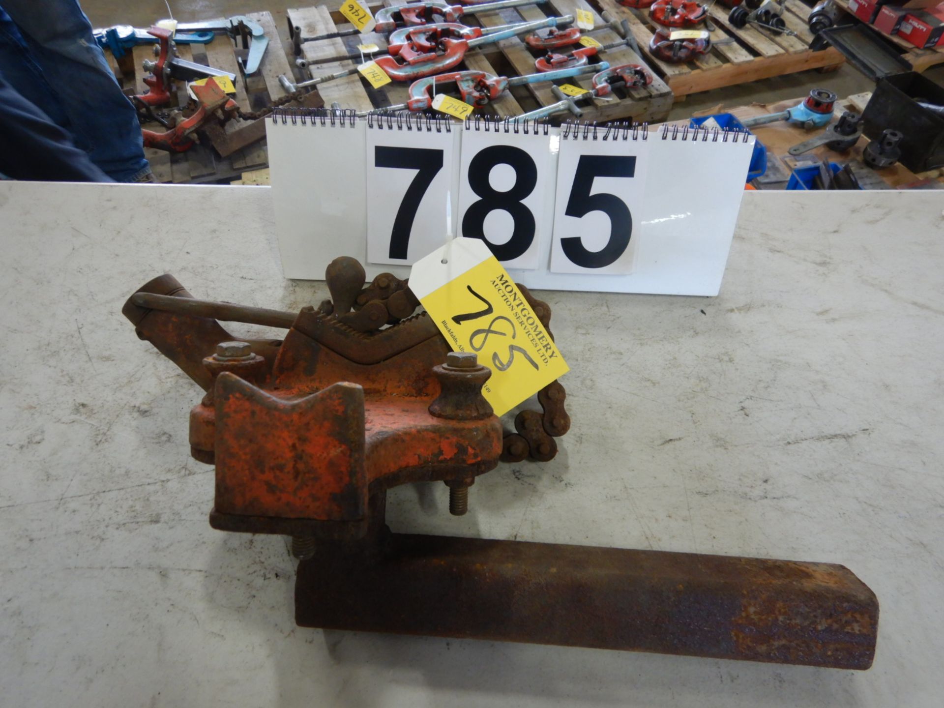 RIDGIE BC610 CHAIN PIPE VISE, 3/4" - 6"