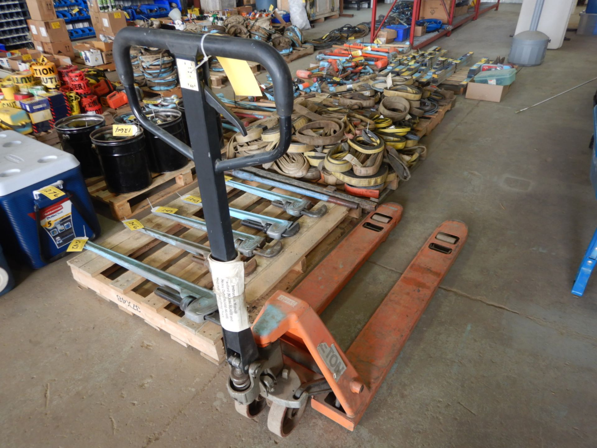 HD HYDRAULIC HAND PALLET JACK, 2500 KG, 48" FORKS - Image 3 of 3