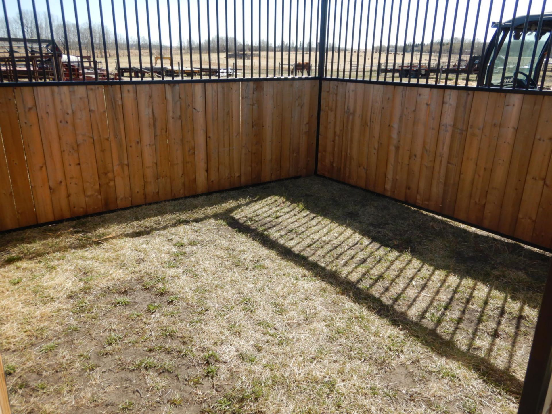 NEW 12'X12' FREESTANDING BOX STALL W/ROLLING DOOR, POWDER COATED, TREATED LUMBER - Image 5 of 6