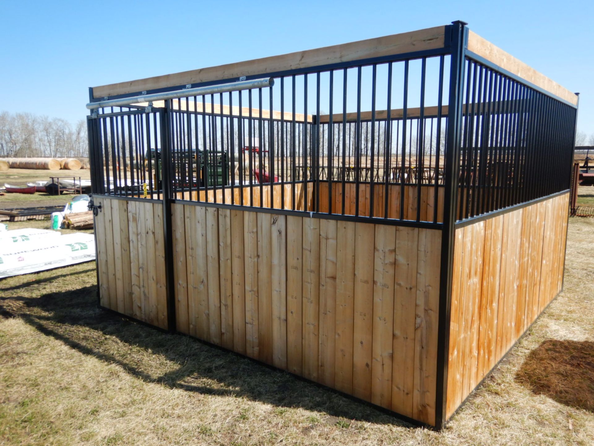 NEW 12'X12' FREESTANDING BOX STALL W/ROLLING DOOR, POWDER COATED, TREATED LUMBER