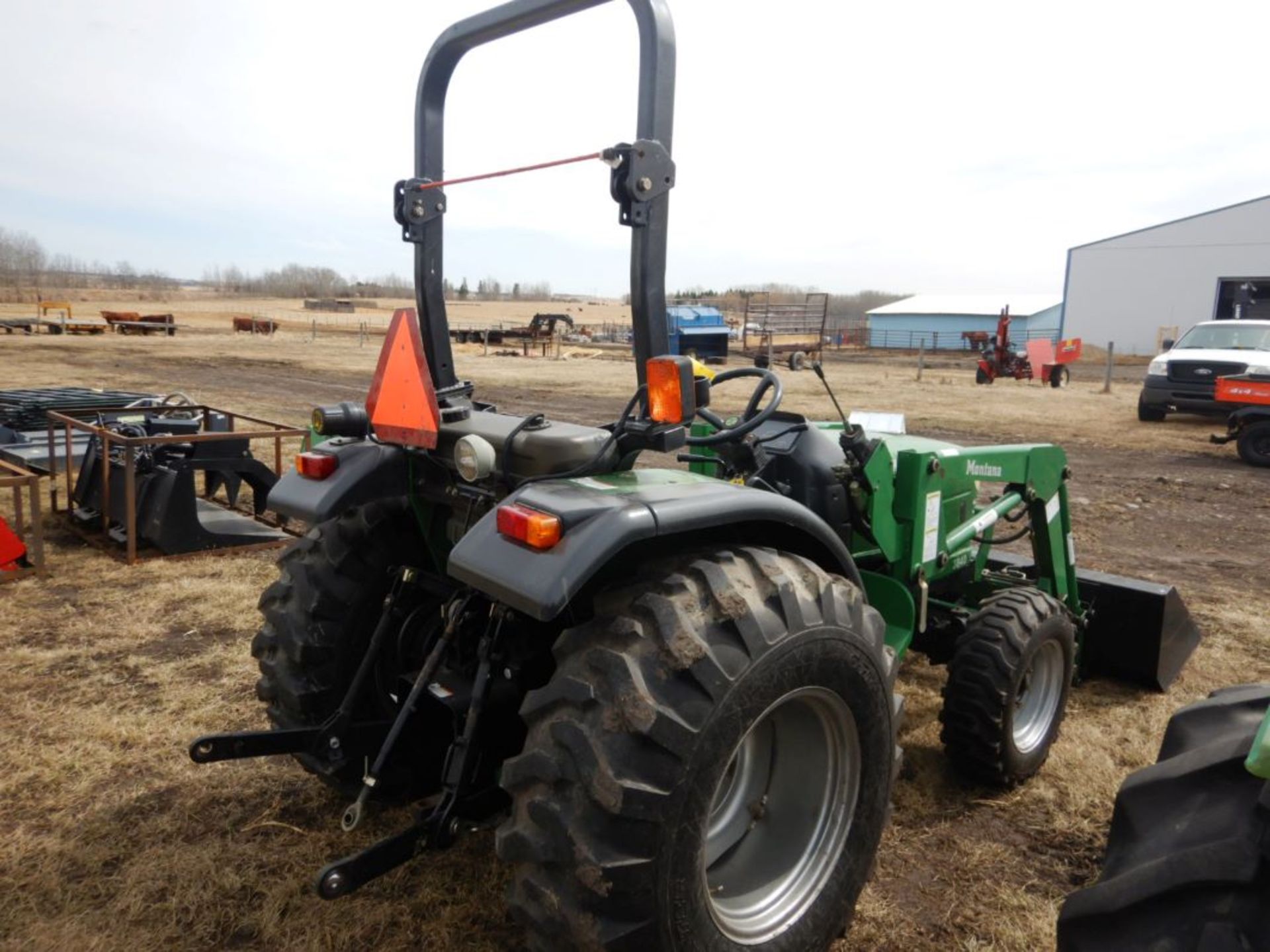 MONTANA 3840 4X4 COMPACT TRACTOR W/FEL, 3PT, ROPS, 397 HR showing S/N 21F4FAF0091 - Image 3 of 8