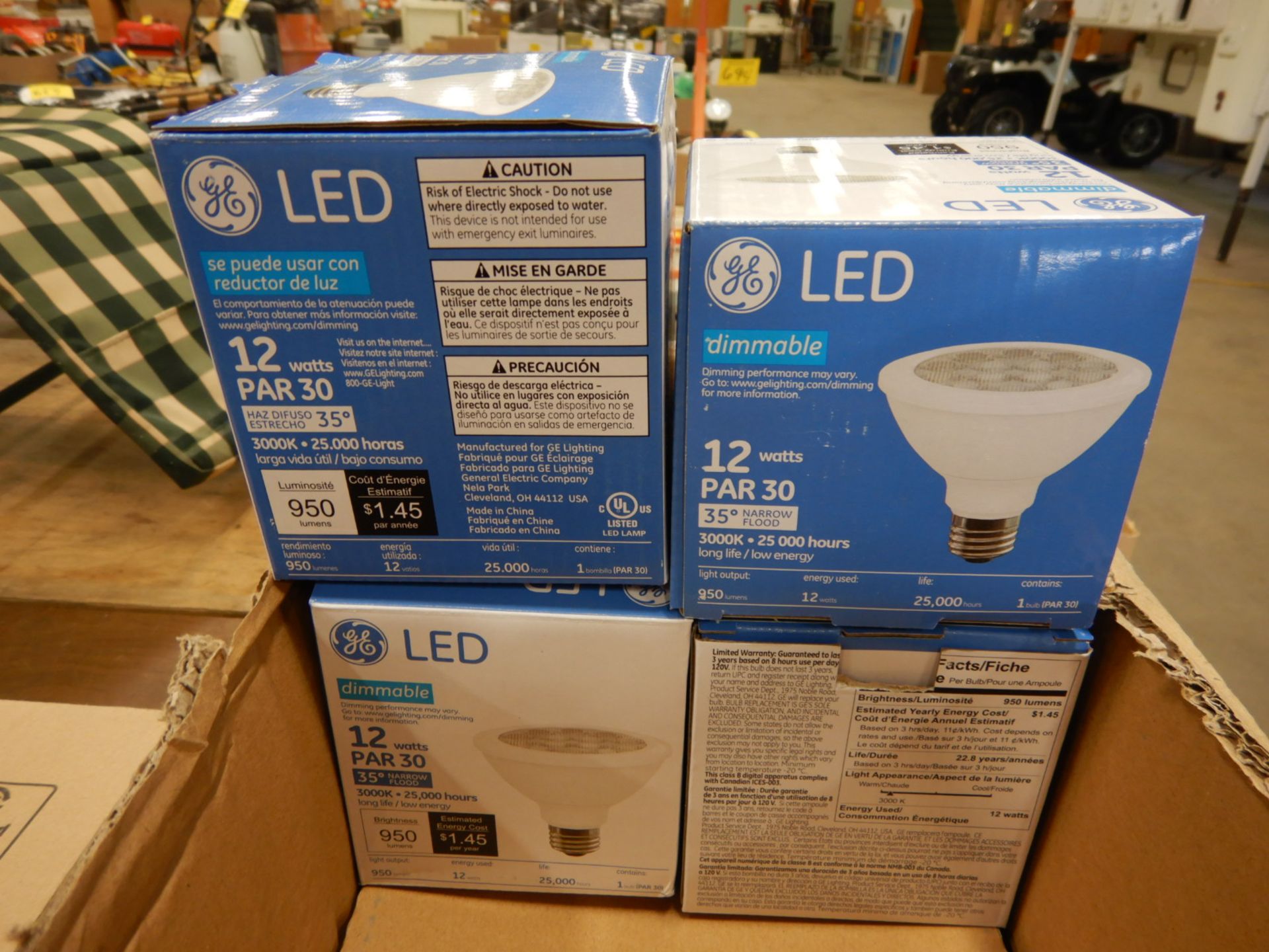 L/O GE 12 WATT LED 35 DEGREE FLOOD LIGHTS BULBS - Image 2 of 2