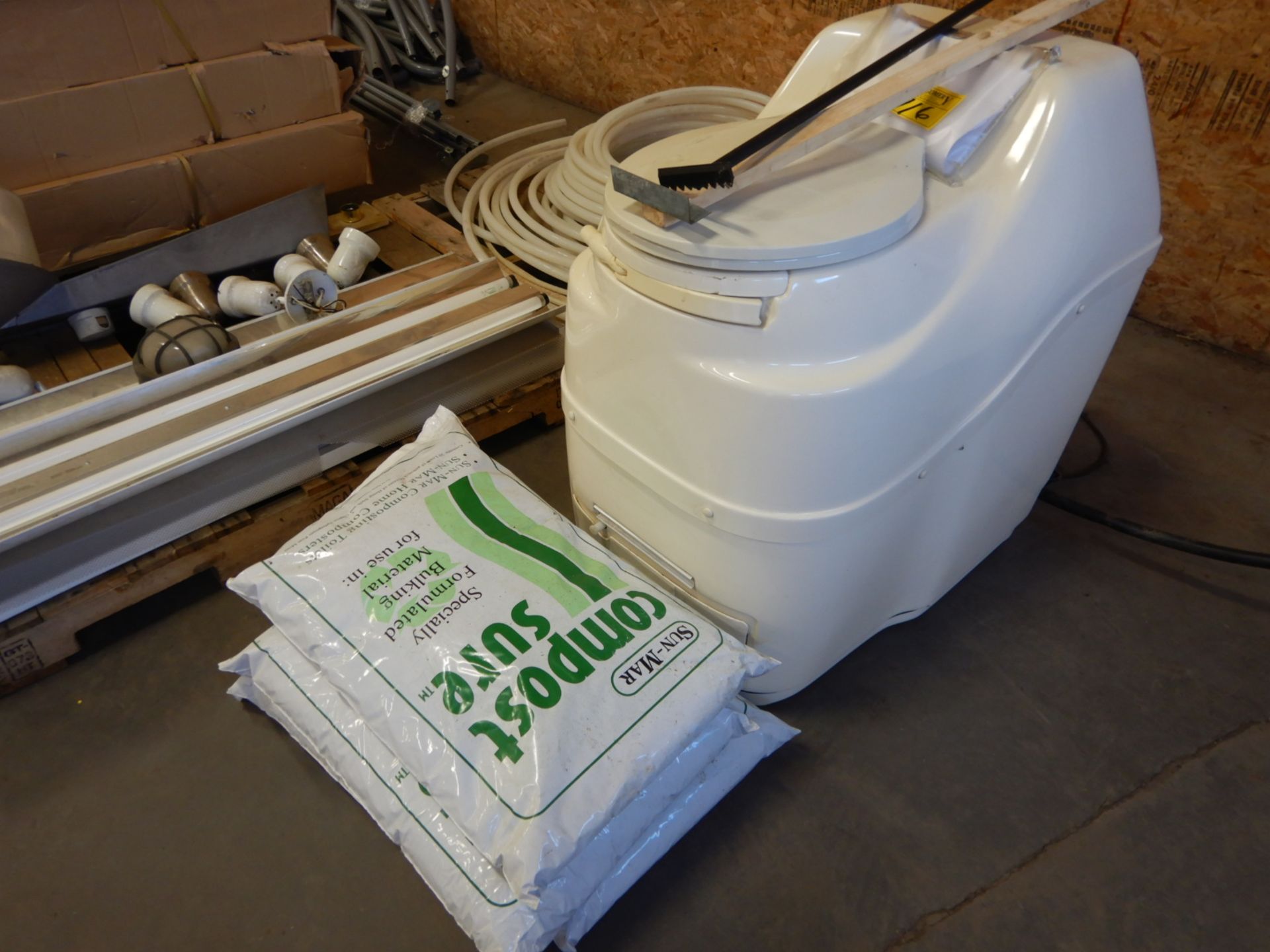 SUN-MAR EXCEL COMPOSTING TOILET W/4 BAGS COMPOST SURE BULKING MATERIAL - Image 8 of 8