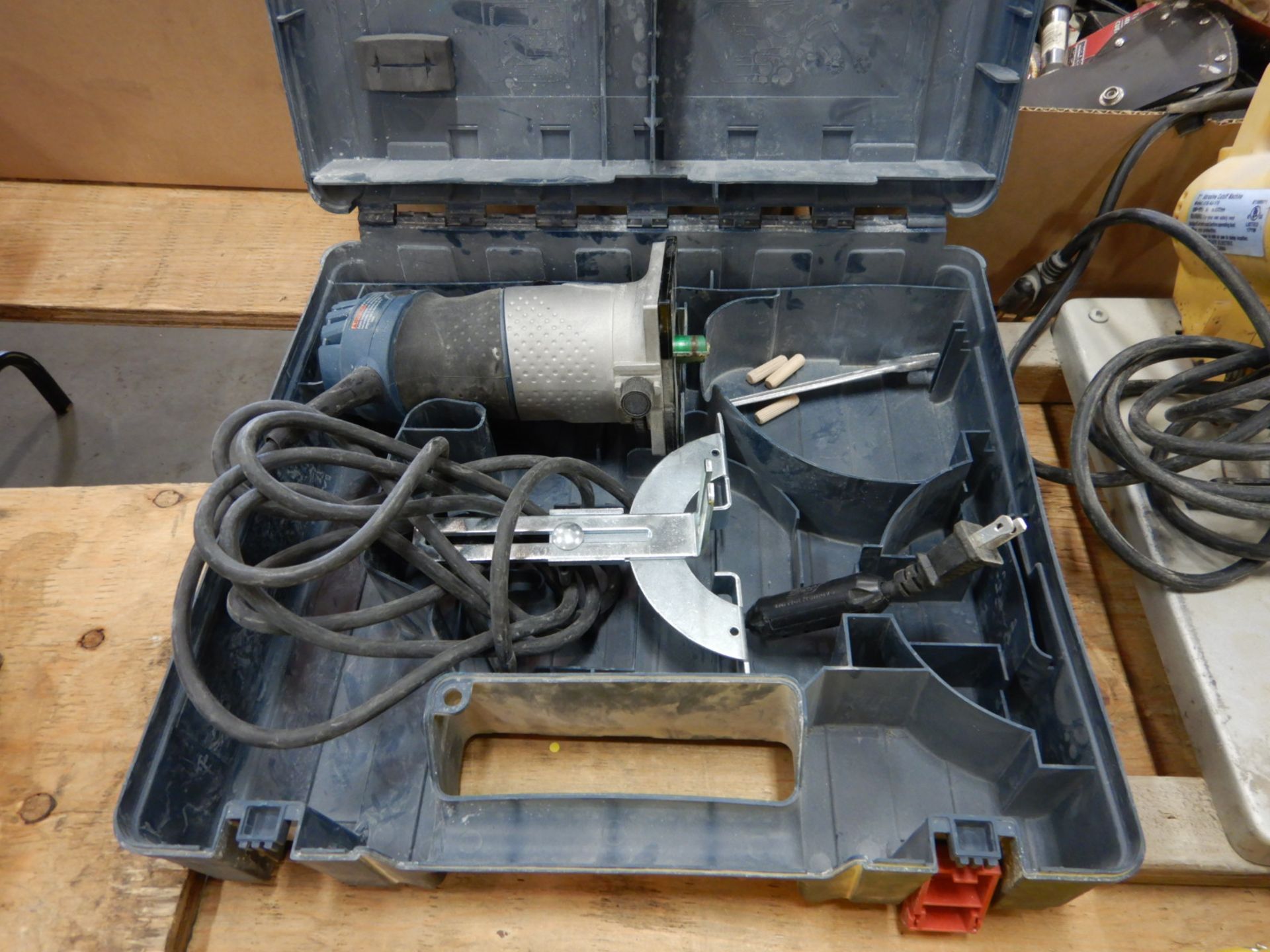 L/O MISC TOOLS INCLUDING BOSCH LAMINATE ROUTER, AIR HOSE, TILE CUTTER, ELECTRIC DRILLS, PAD - Image 2 of 9