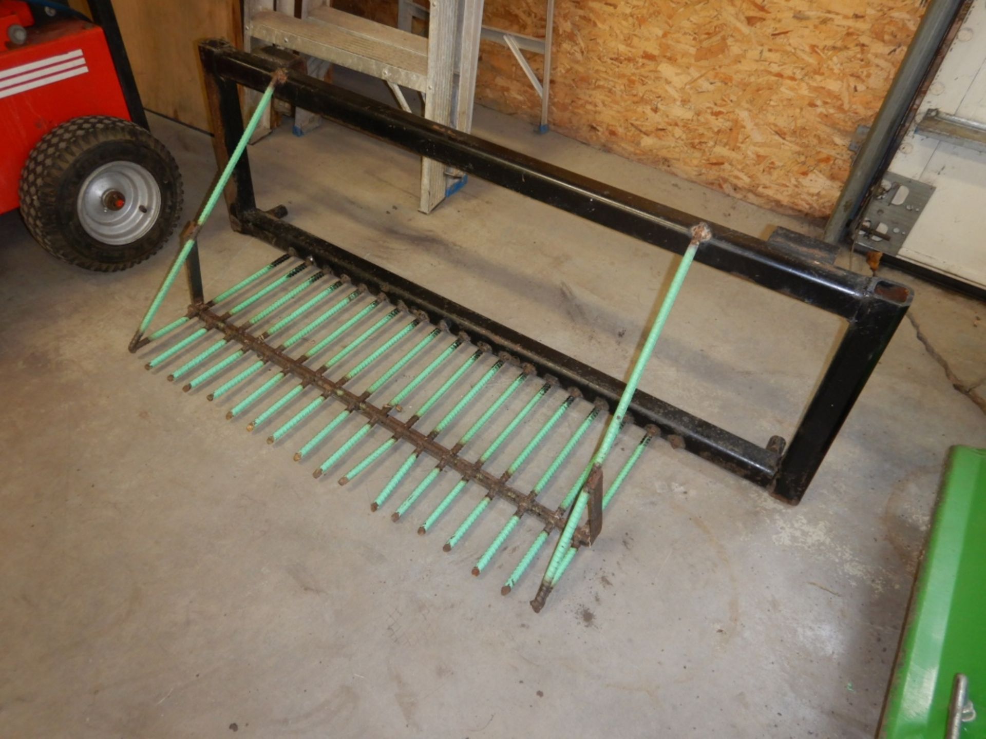 SHOP BUILT QUICK ATTACH POTATO DIGGER FOR FEL ON JD 1023E