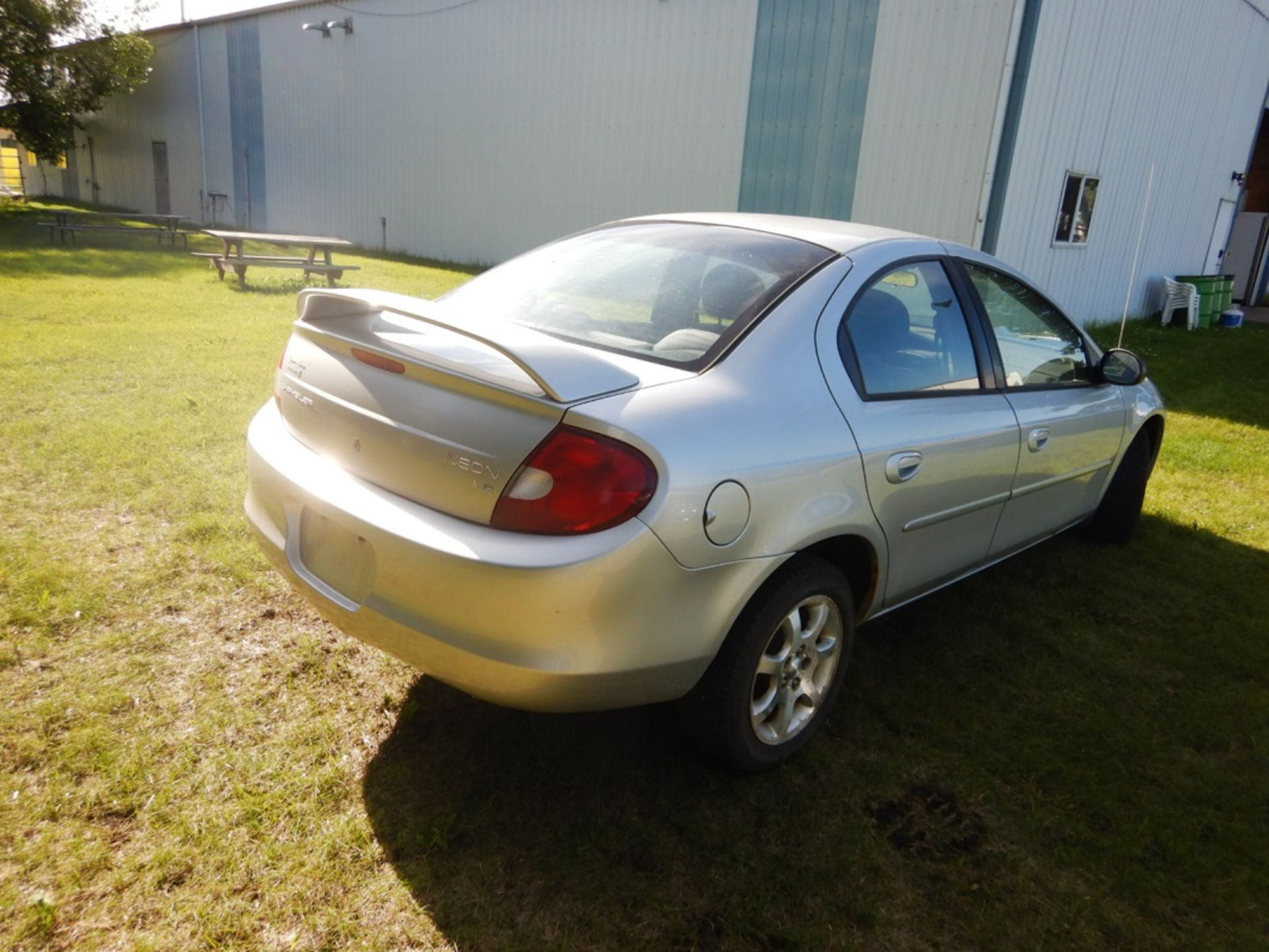 2002 CHRYLSER NEON LE 4 DR. SEDAN S/N 1C3ES46C62D594392, 132854 KM 2.0 L-4CYD. 4-SPD AUTOMATIC - Image 2 of 7