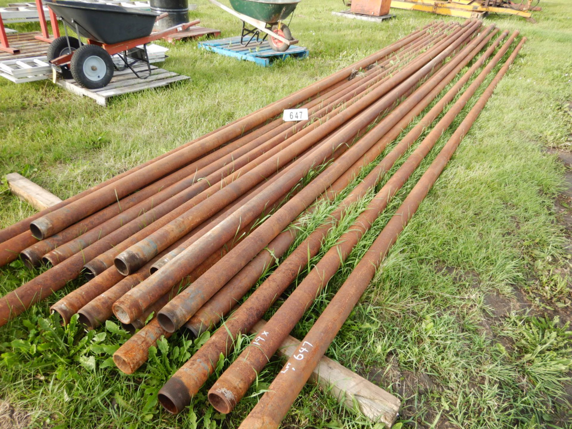 L/O 19 PC 3 3/8 OD X 30 FT +/- DRILL STEM PIPE