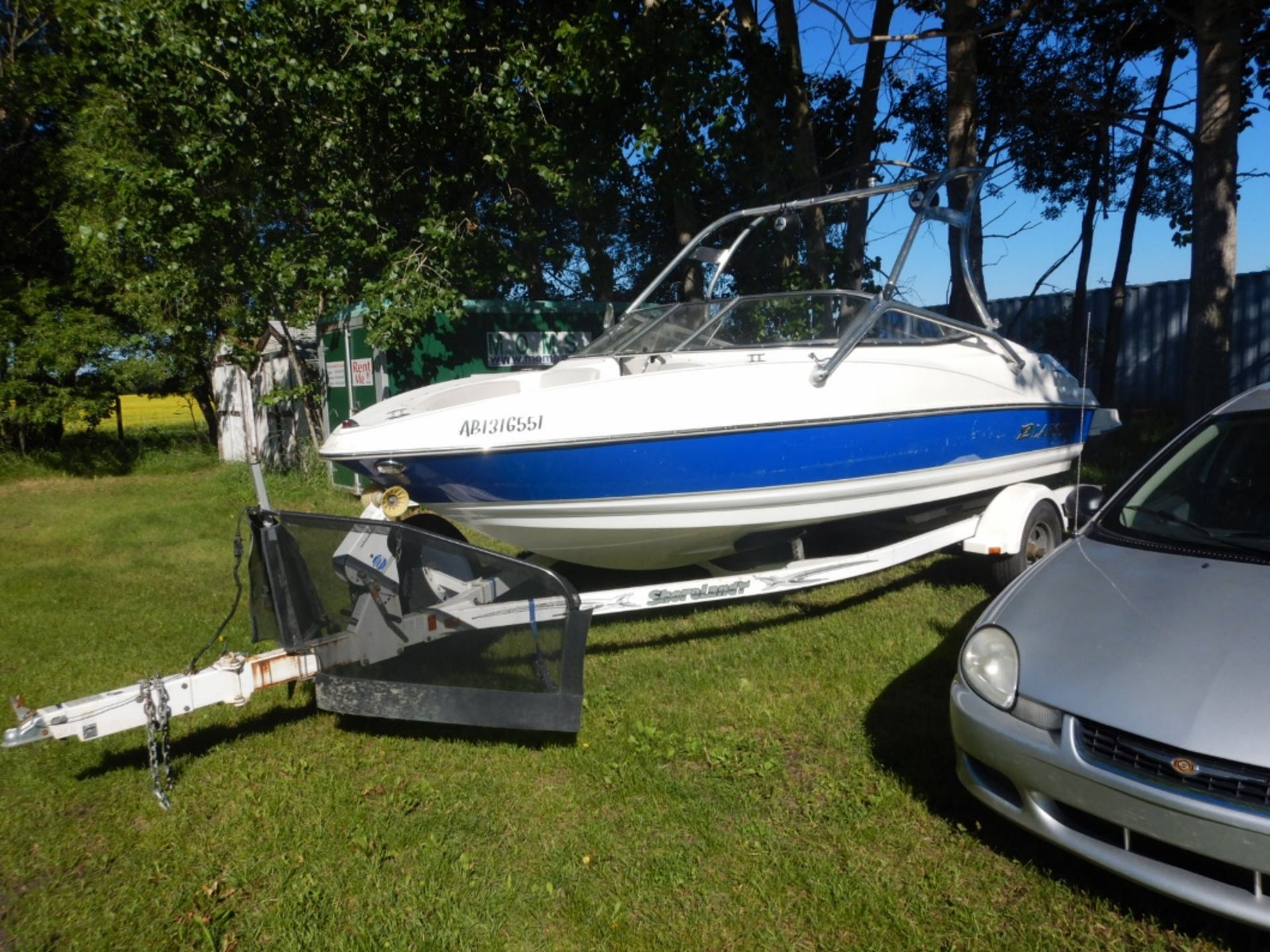 2008 LARSON SENZA SEN-186 I/O /SS MOTORBOAT & TRAILER - Image 7 of 18