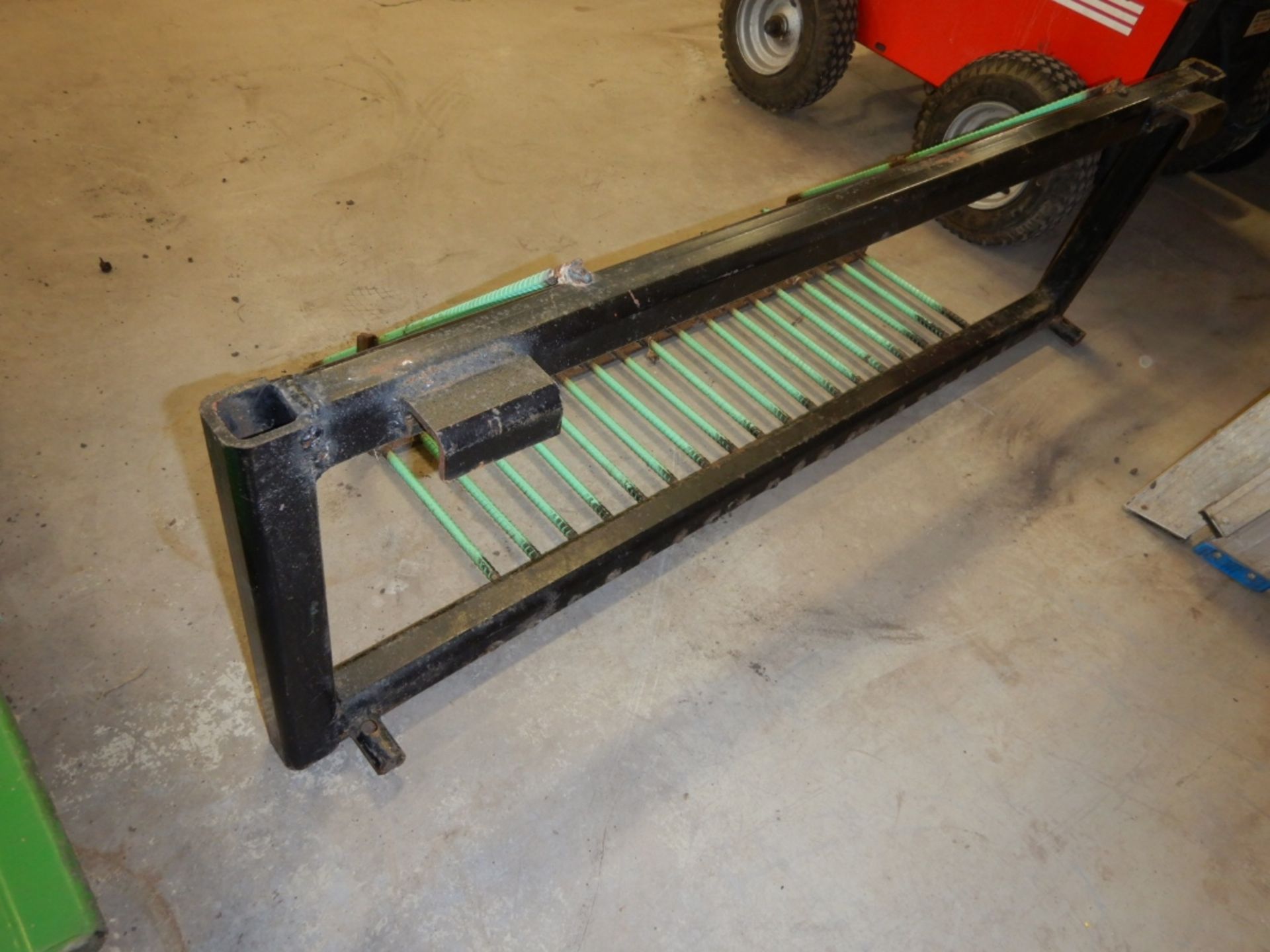 SHOP BUILT QUICK ATTACH POTATO DIGGER FOR FEL ON JD 1023E - Image 2 of 2