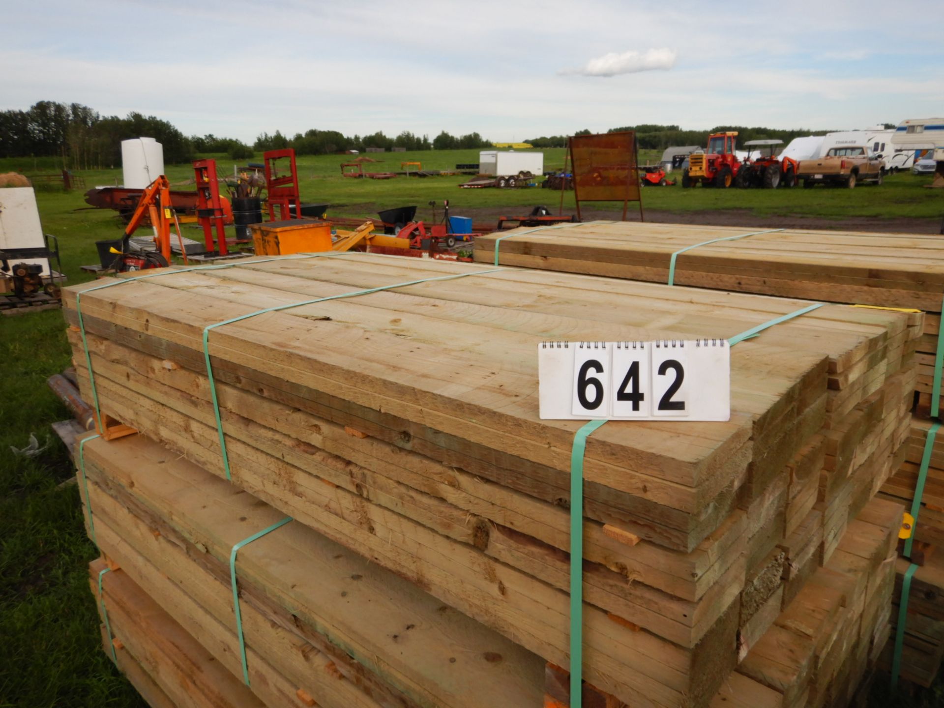 84 PC 1X6X6FT ROUGH PRESSURE TREATED FENCE BOARDS