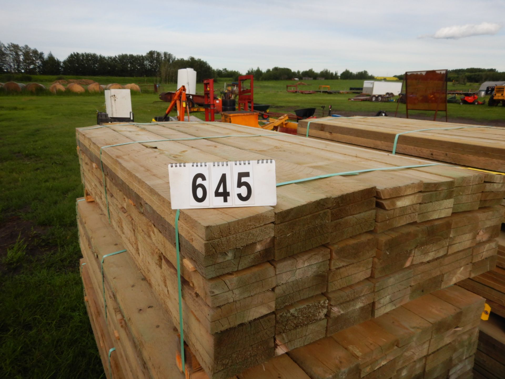 84 PC 1X6X6FT ROUGH PRESSURE TREATED FENCE BOARDS