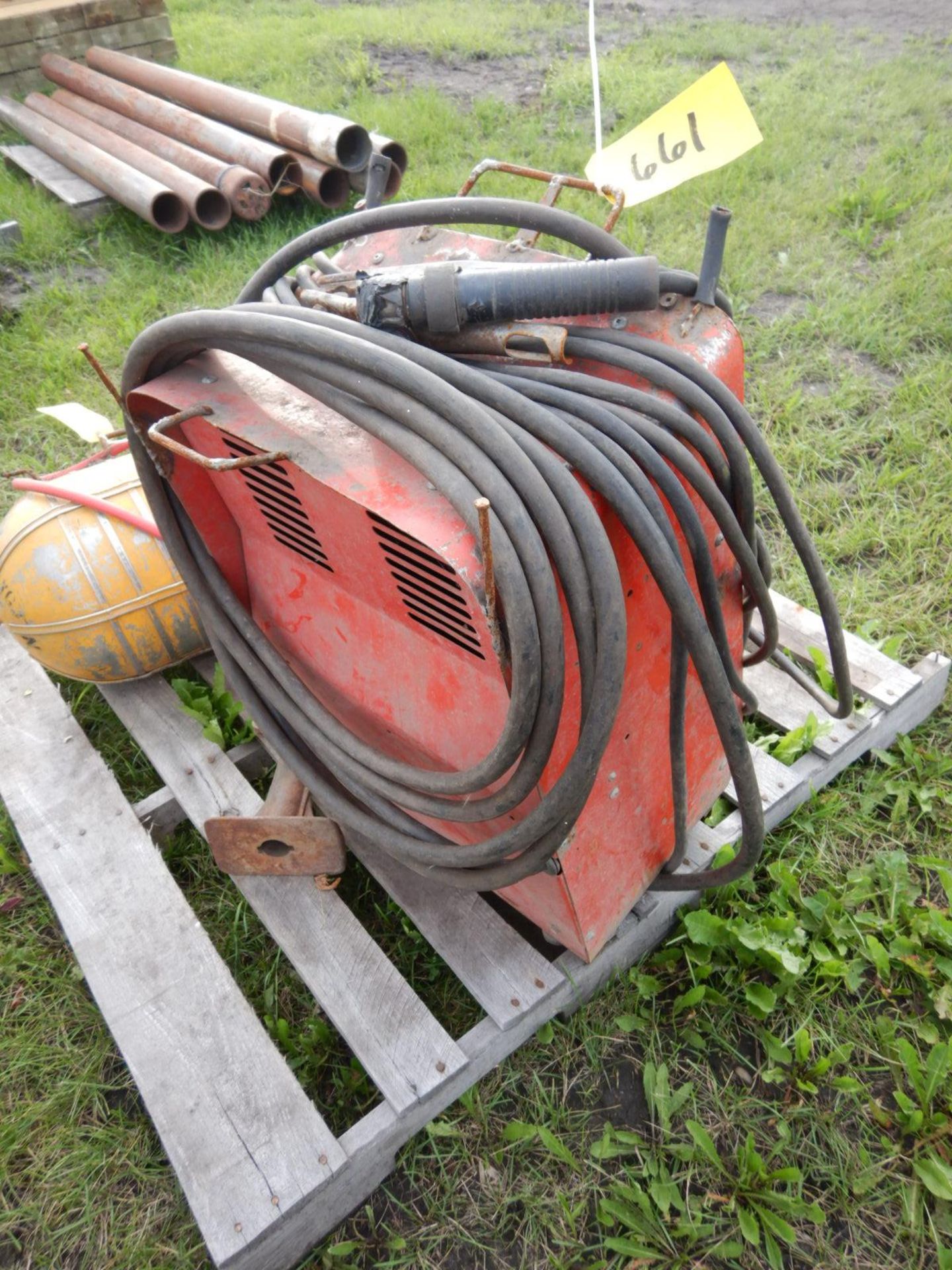 LINCOLN AC180S WELDER W/CABLES S/N 52010 - Image 3 of 3