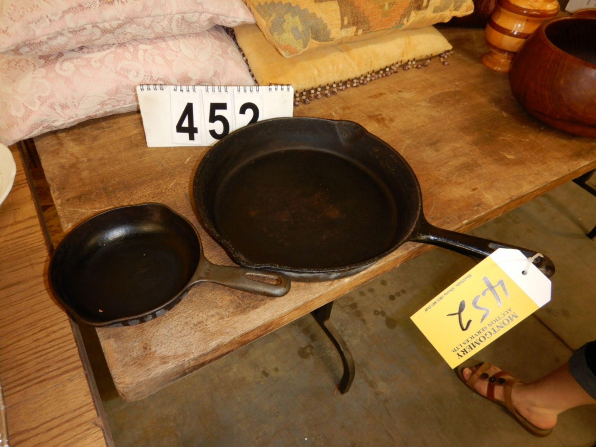 L/O 2-CAST IRON FRYING PANS