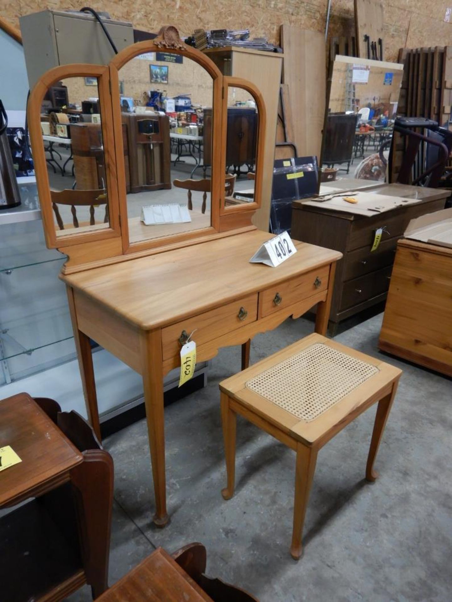 ANTIQUE LADIES DRESSER W/ SATEE & TRIPLE MIRROR - Image 2 of 3