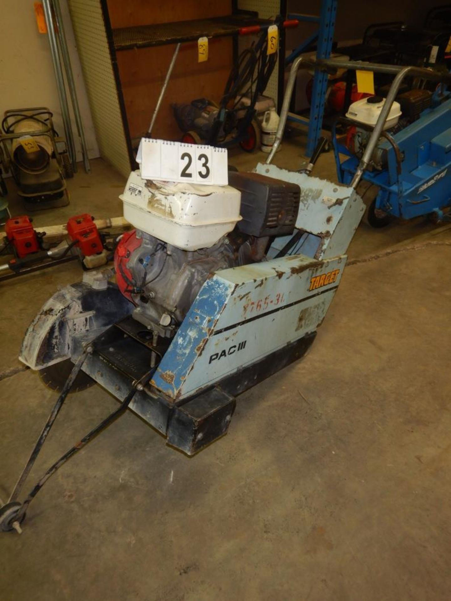 TARGET PAC111 CONCRETE CUTTING SAW MODEL PAC111-13H S/N 147392W/HONDA ENGINE - Image 2 of 3