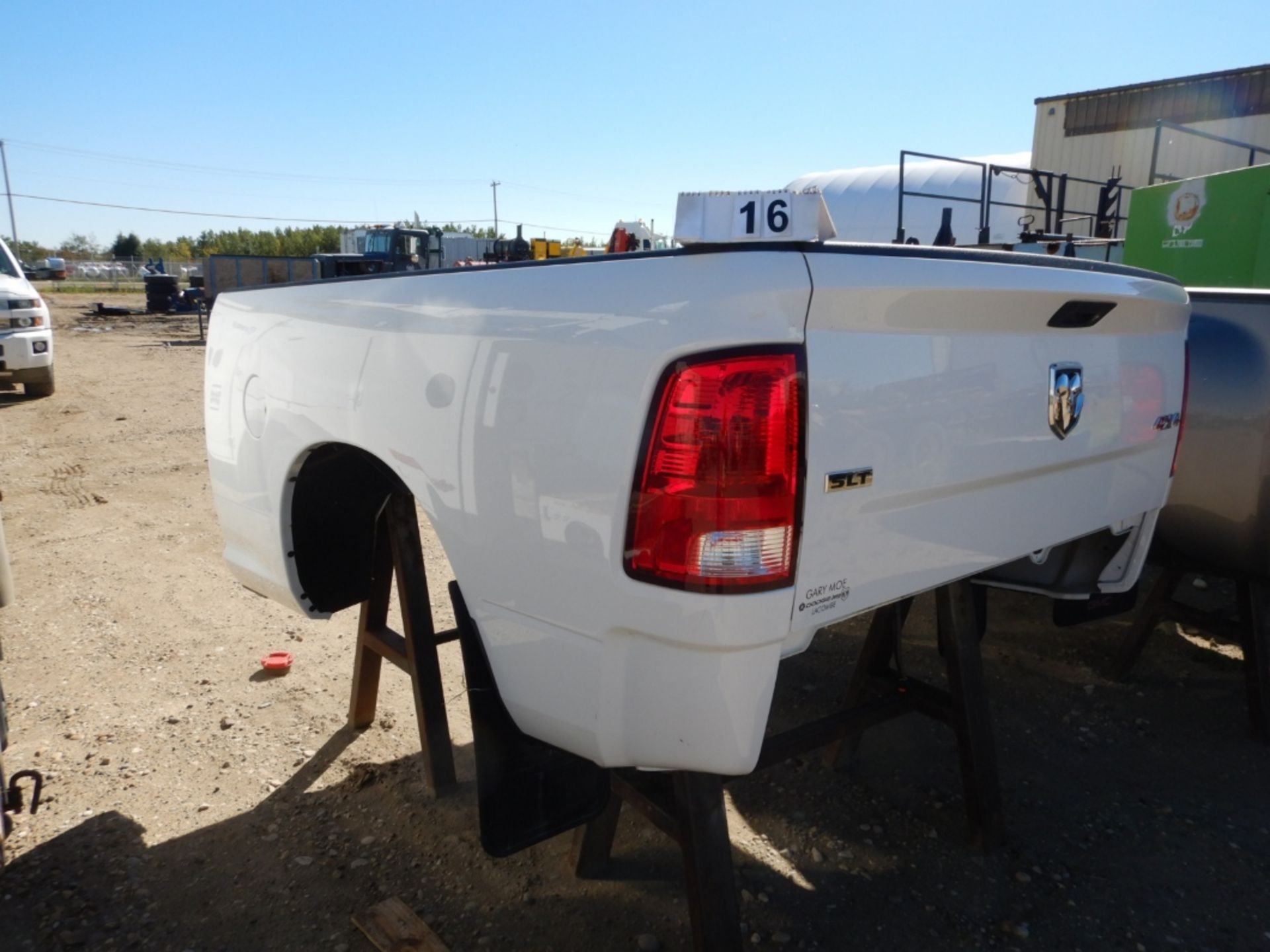 2017 DODGE SLT 4X4 SHORT BOX ASSEMBLY W/BUMPER (NEW TAKE OFF) - Image 2 of 3