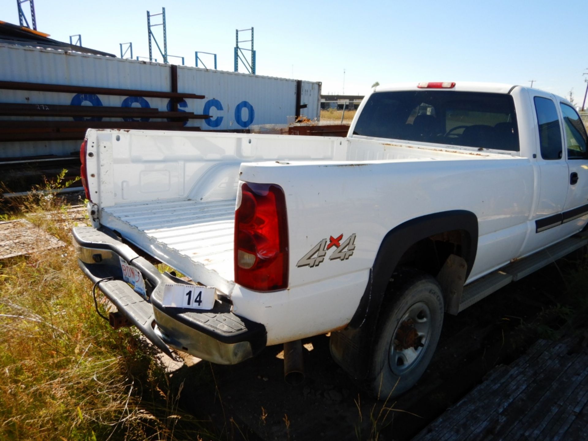 2003 CHEV 2500HD SILVERADO 4X4 PICKUP W/ EXT CAB 6.0 L V8 ENGINE, AT, IN-OPERABLE - Image 3 of 10