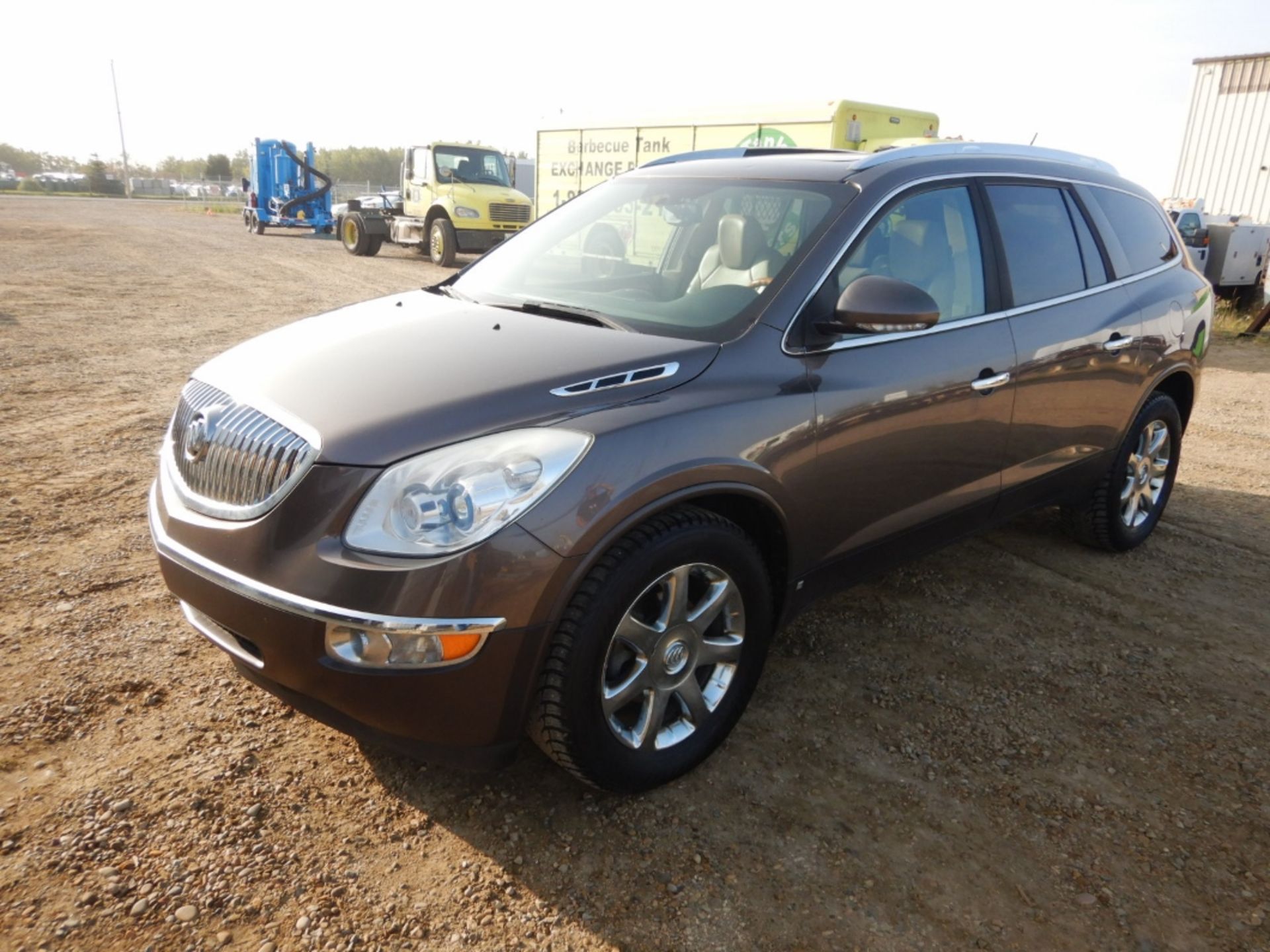 2010 BUICK ENCLAVE CXL SUV 7 PASSENGER, FULL LOAD, 165,300 KM SHOWING, S/N 5GALVCED7AJ123531 - Image 2 of 11