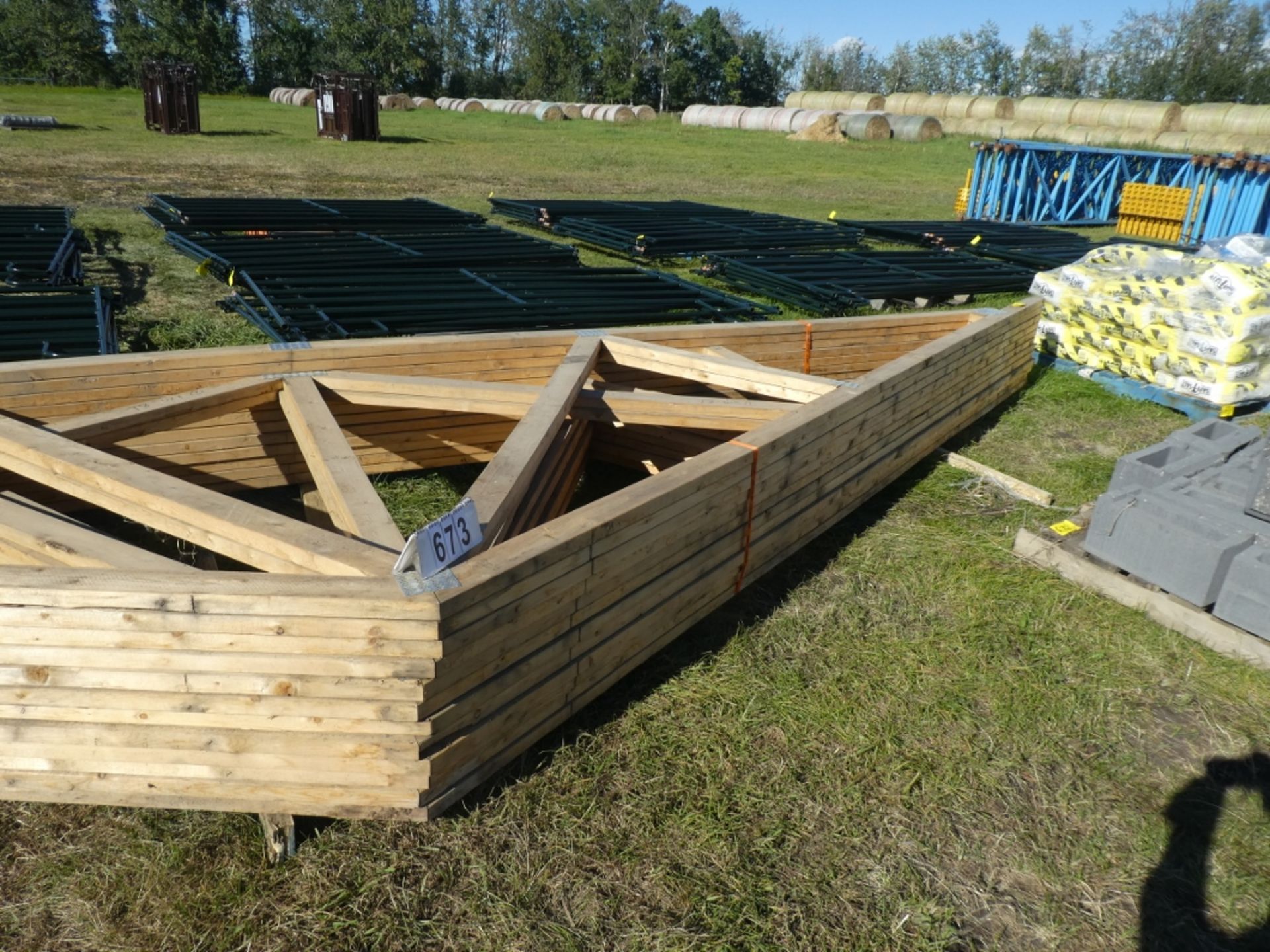 L/O ENGINEERED TRUSSES, 22FT X 72", 12 PC - Image 2 of 3