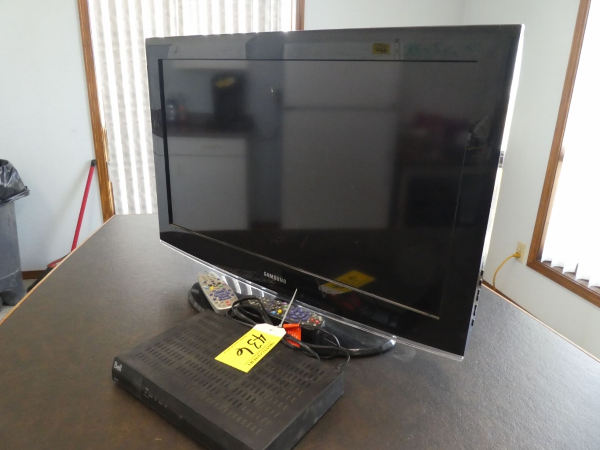 SAMSUNG FLAT SCREEN TV, BELL RECEIVER & STAND (2ND FLOOR)