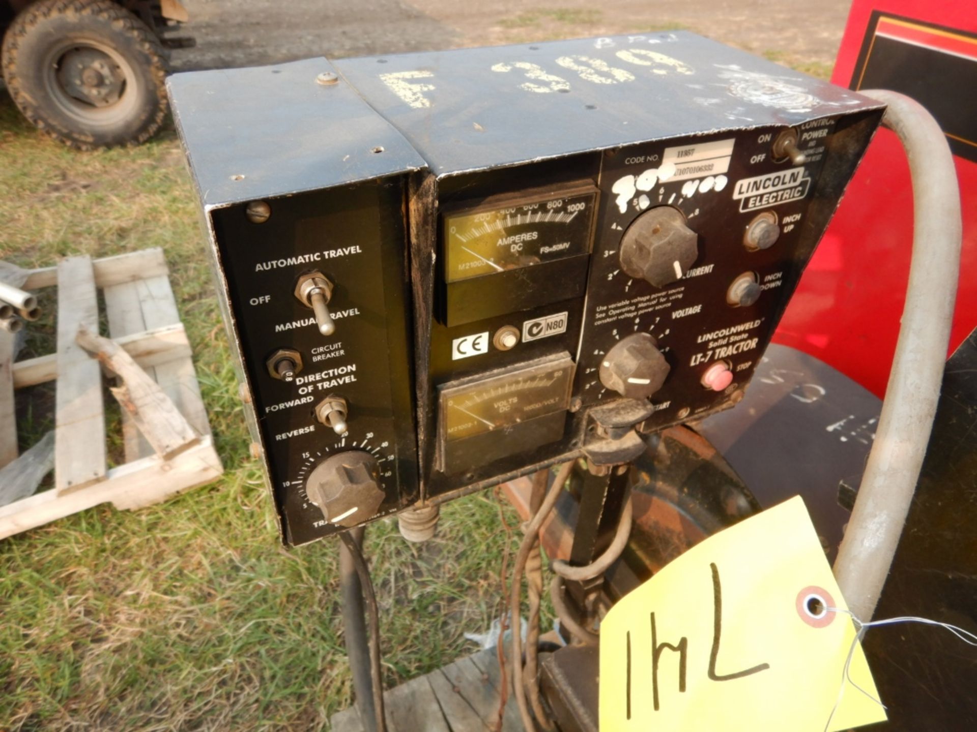 LINCOLN DC600 WELDER POWER SOURCE S/N U1070300647W/LINCOLN WELD LT-7 TRACTOR WIRE FEEDER, 3ph - Image 2 of 6