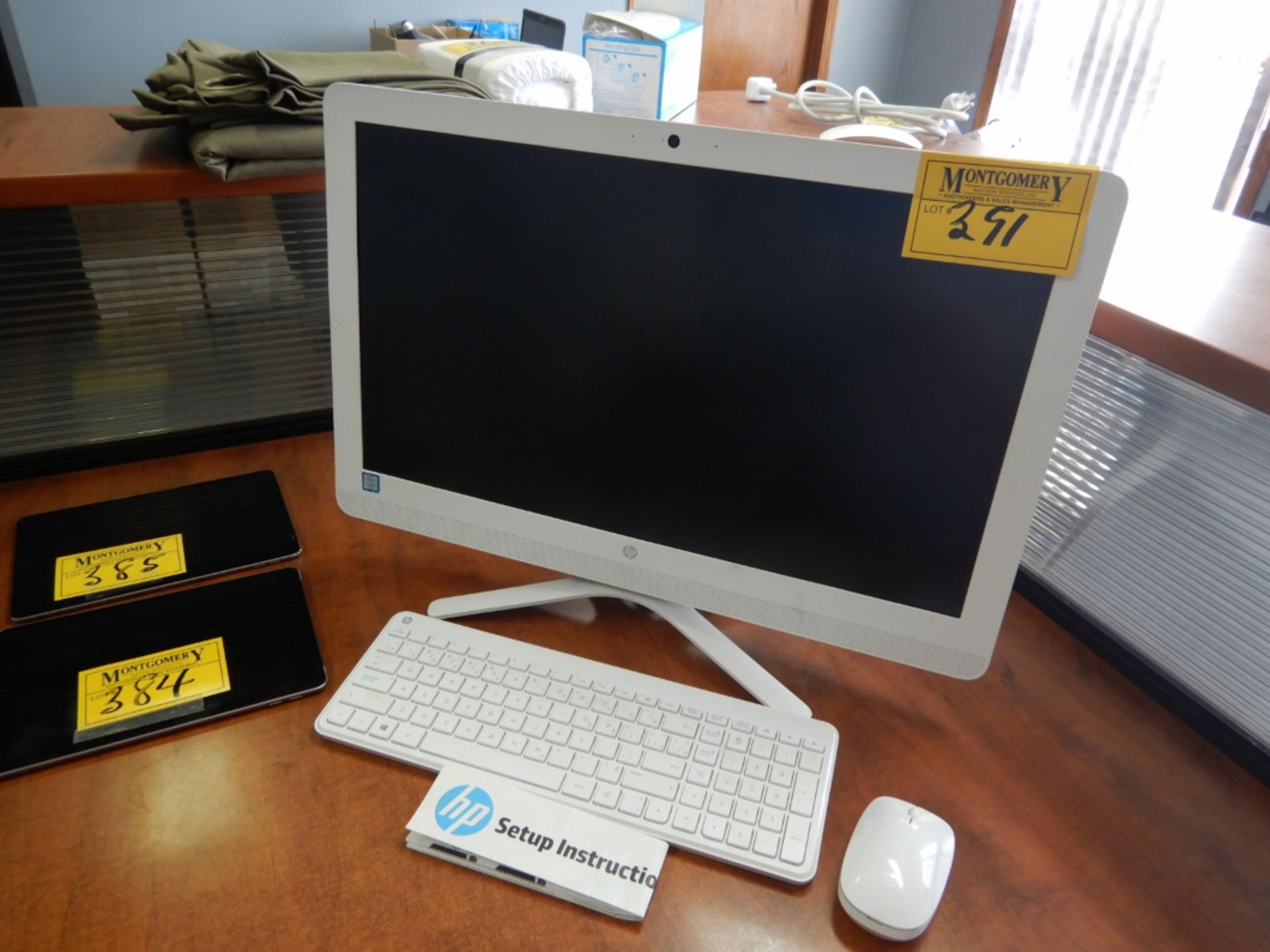 HP TOUCH SCREEN MONITOR , KEYBOARD, MOUSE