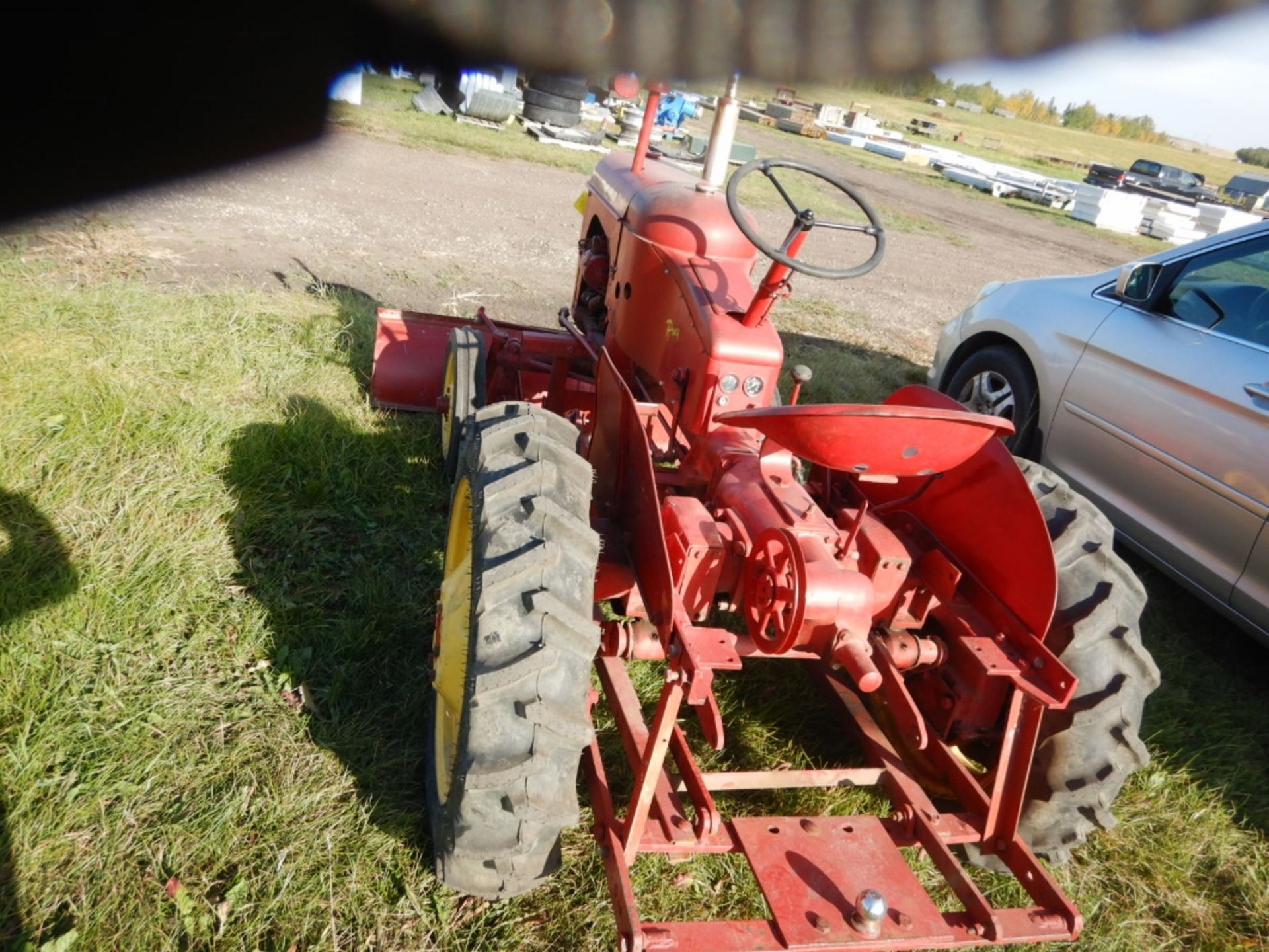 MASSEY HARRIS PONY TRACTOR W/ HYDRAULIC BLADE - Image 6 of 6