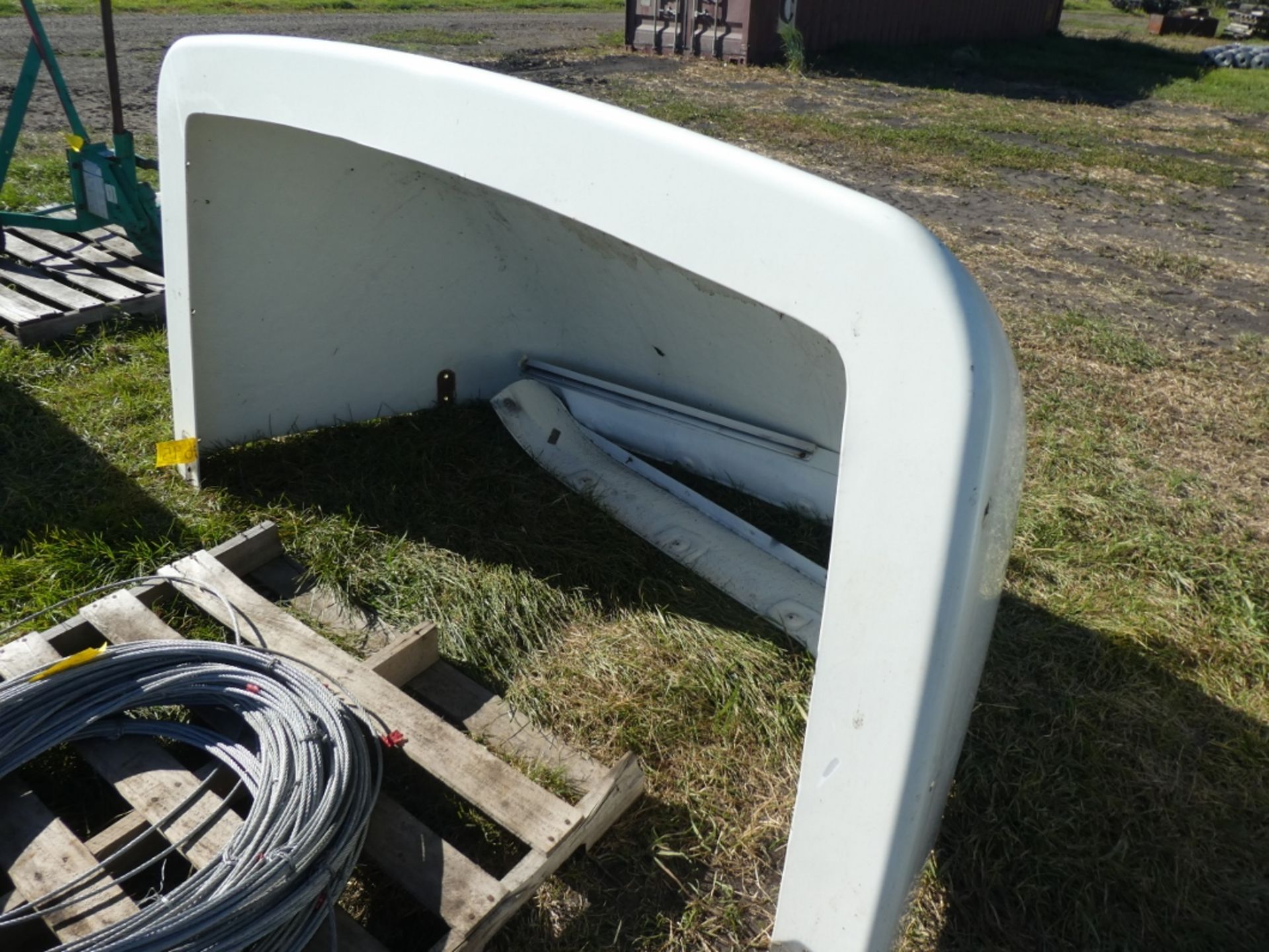 2-CAB MOUNT WIND DEFLECTORS, 3-ROOF MOUNT WIND DEFLECTORS - Image 3 of 6